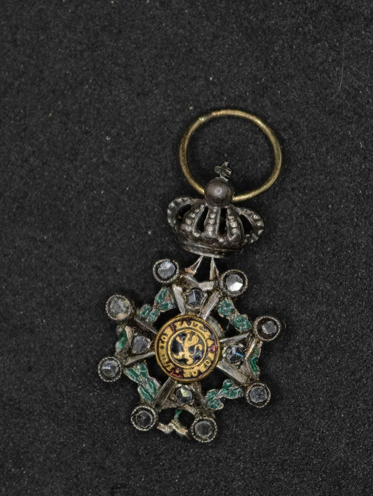 凯旋世界勋赏（第22期新年大拍）（欢迎送拍）（对拍品有疑问请询问客服，不接受到手刀，出价默认拍品品相。请认真阅读拍卖规则！出价默认已认可！）（收到货请录制开箱视频，无视频概不处理问题。）