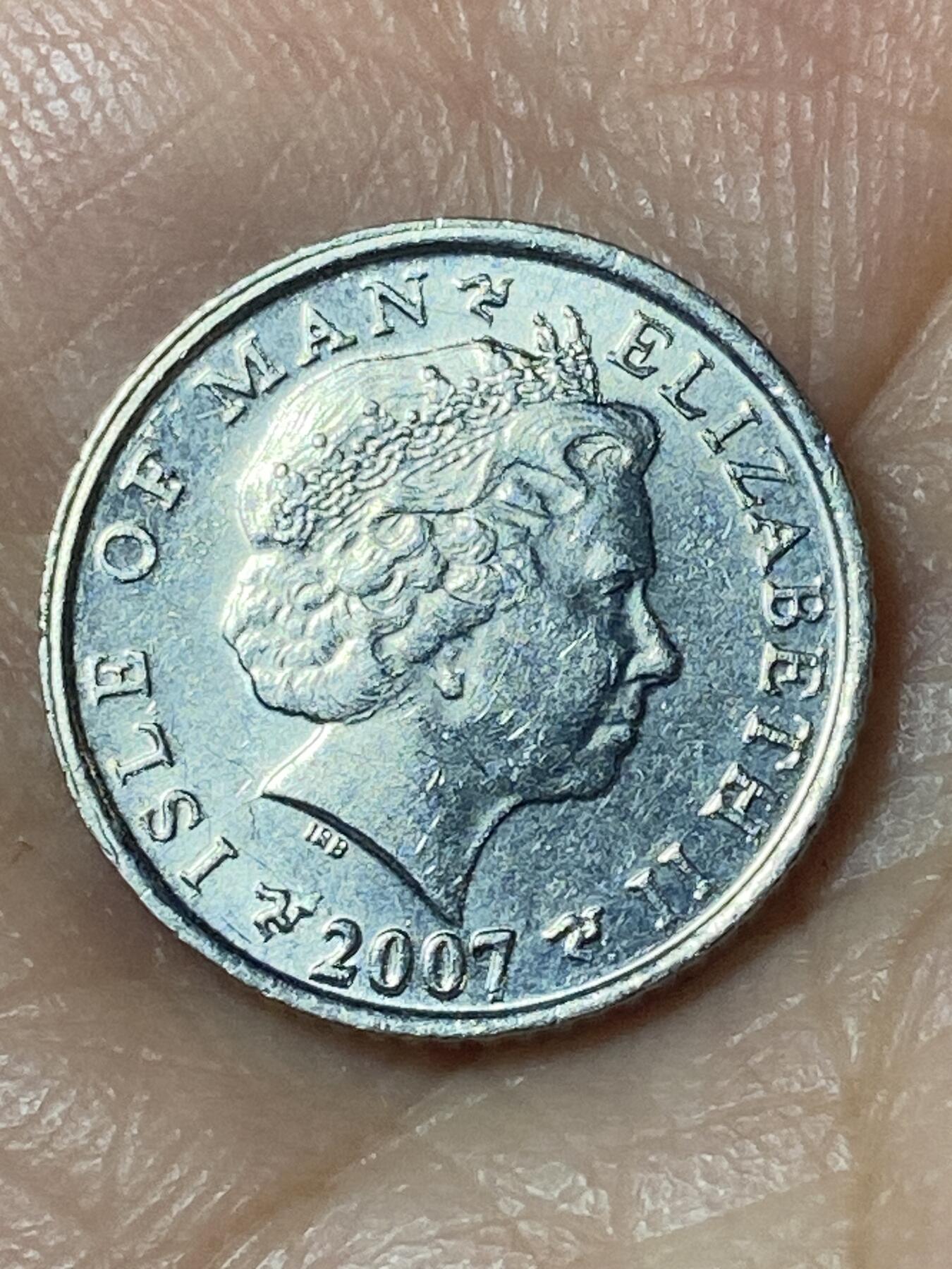 2026年第二十四场(总第一百九十三场）外国好品散币场(免佣金) 英属马恩岛🇮🇲2007年5便士(伊丽莎白二世老年第三套第一版，铜镍材质无磁版)