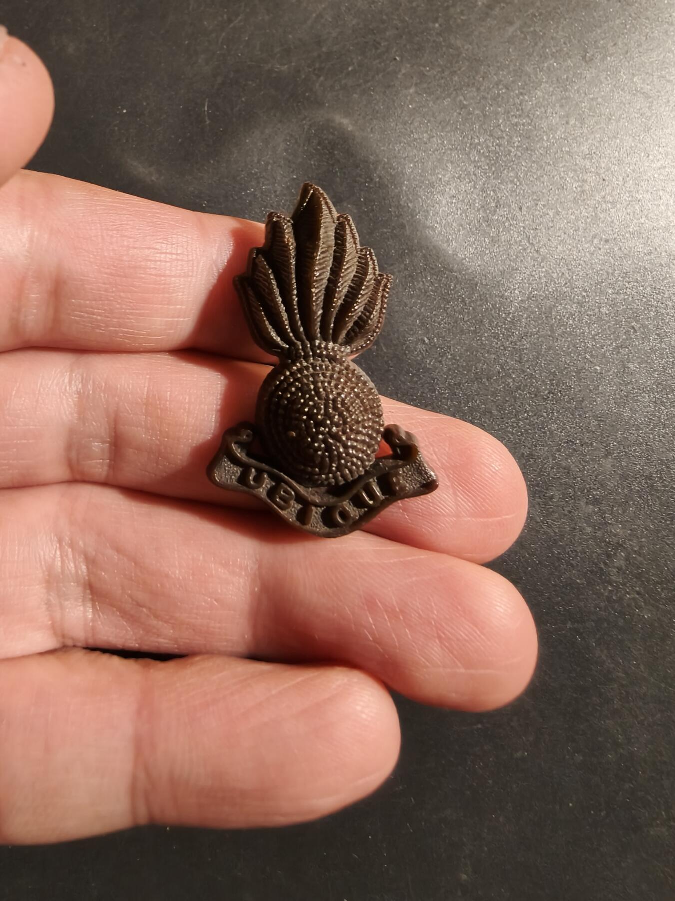 老王徽章第182期 英国皇家炮兵领章