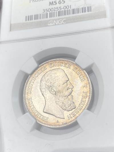 万国钱币拍卖第061期（马年首拍） NGC MS65 1888德国普鲁士三皇年弗雷德里希三世流通短翅2马克 经典短翅品种 丝绸转光香槟金彩环绕 不可多得的BU典藏品质