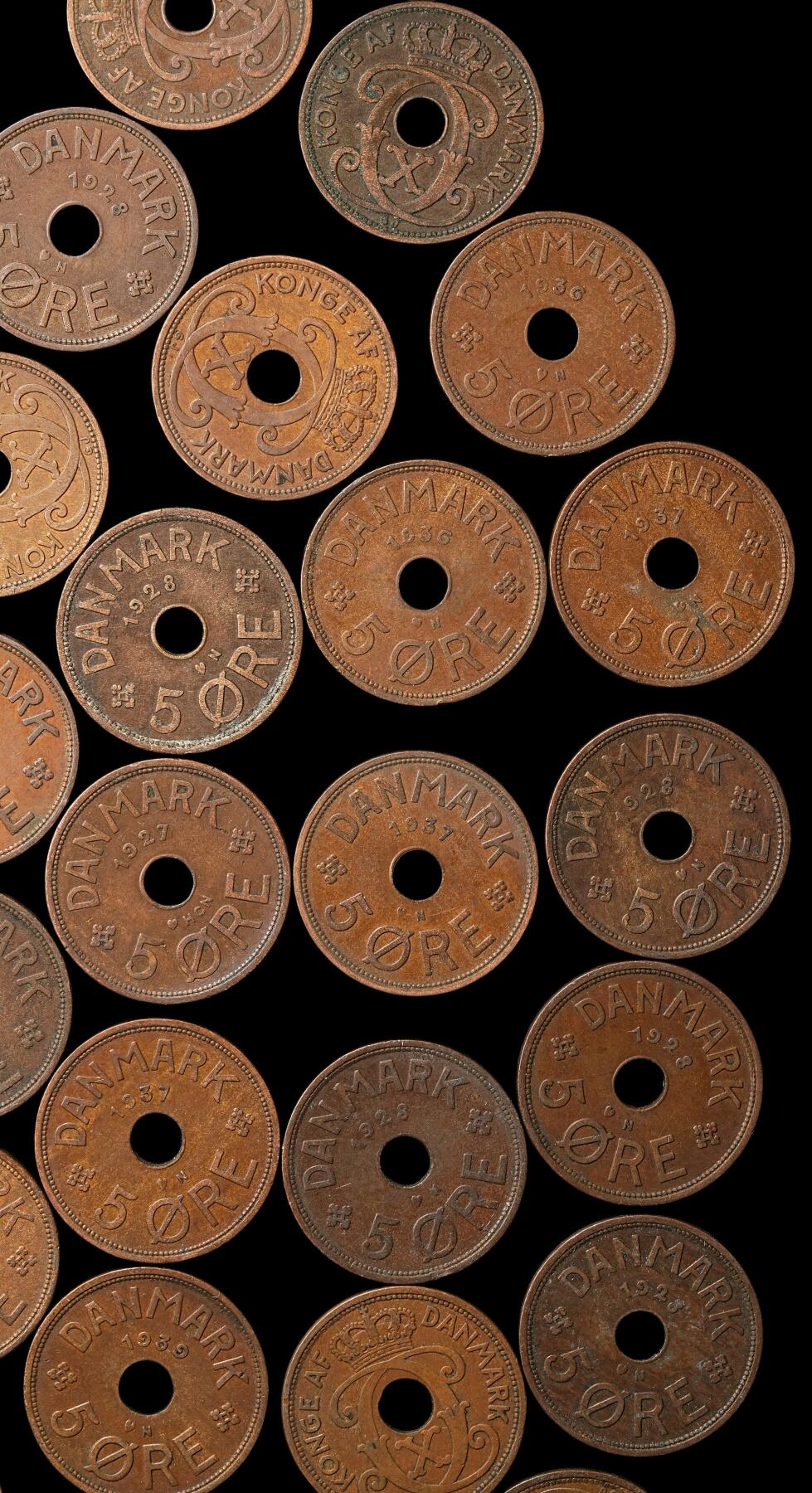 修遠堂世界钱币第105期，马年首拍 丹麦中孔5欧尔铜币50枚，1927-1940年