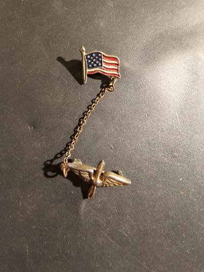 老王徽章第182期 - 美国二战陆军航空兵链章