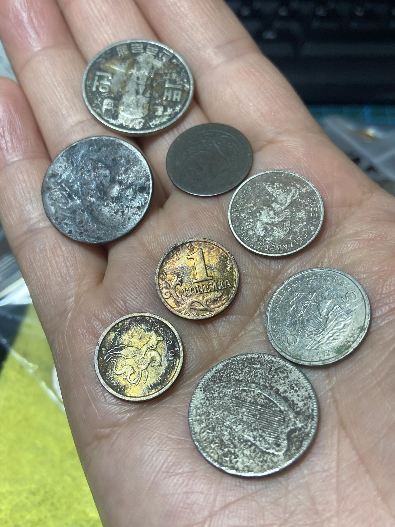 2026年第二十四场(总第一百九十三场）外国好品散币场(免佣金) 各国差品币8枚