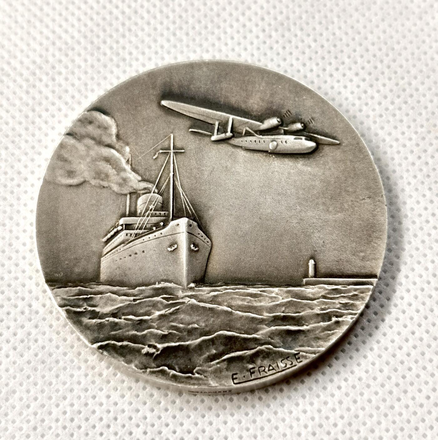 “福币呈祥”新年甄品场（直播拍卖）甄臻铺-世界币章拍卖（第50期），送拍享返佣金等优惠多多 1959年法国联合货船公司颁发的获奖银章 ，直径50毫米，重59 克，丰饶角+1ARGENT边铭，品相完好，稀少品种。