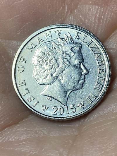 2026年第二十四场(总第一百九十三场）外国好品散币场(免佣金) - 英属马恩岛🇮🇲2015年5便士(伊丽莎白二世老年第三套第二版，有磁版)