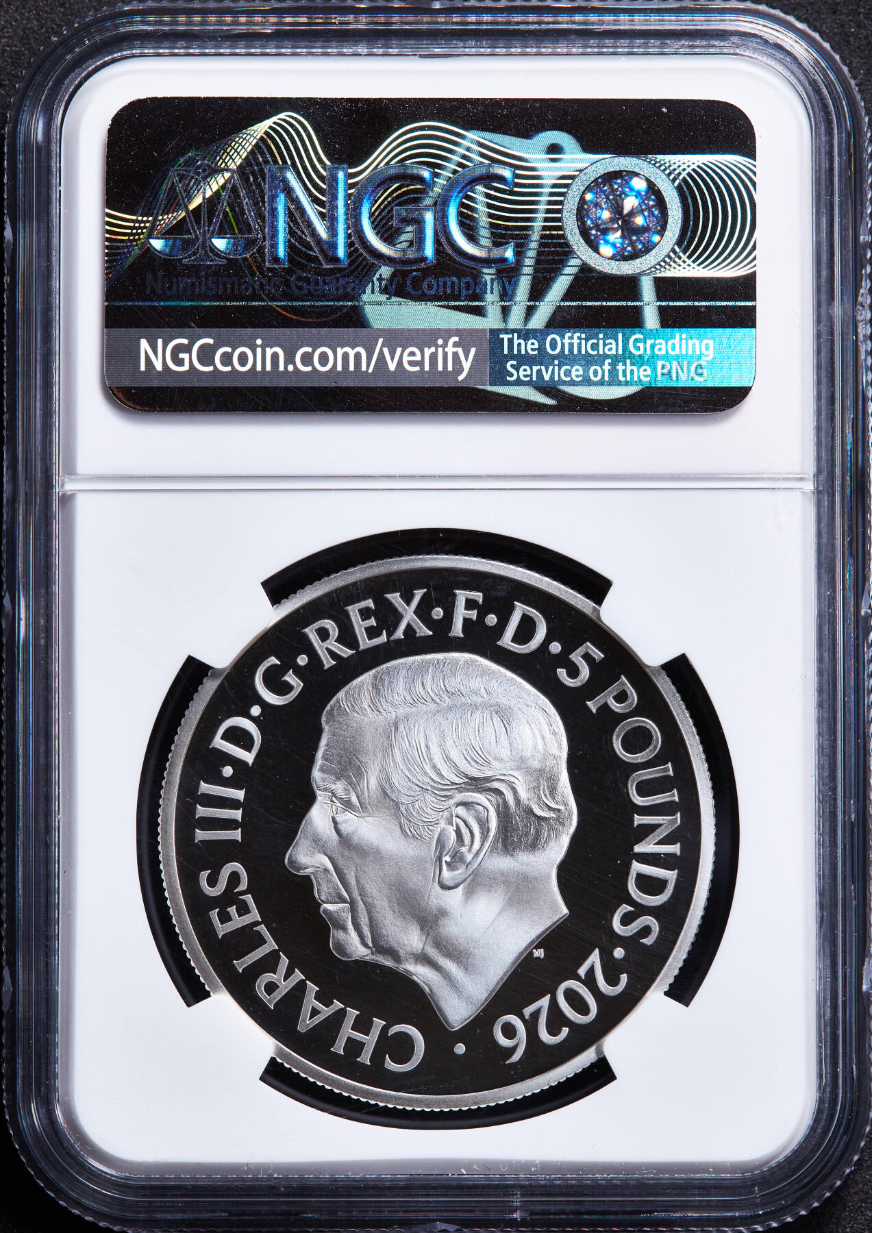 【俄甄集藏】马年新春第一拍 2026年(048)02-25星期三 晚 19:30 全场包邮 英国2026年纪念伊丽莎白二世钱币第一版肖像5镑精制大银币，NGC PF69UC，重28.28克，925银，设计精美