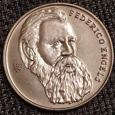 布加迪🐬～世界钱币(上海)🌾第 274 期 /  各国套币和散币 - 古巴🇨🇺 2002年 1比索 恩格斯头像