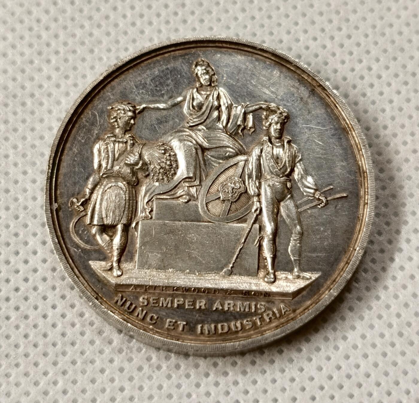 甄臻铺-世界币章拍卖（第51期），送拍享返佣金等优惠多多