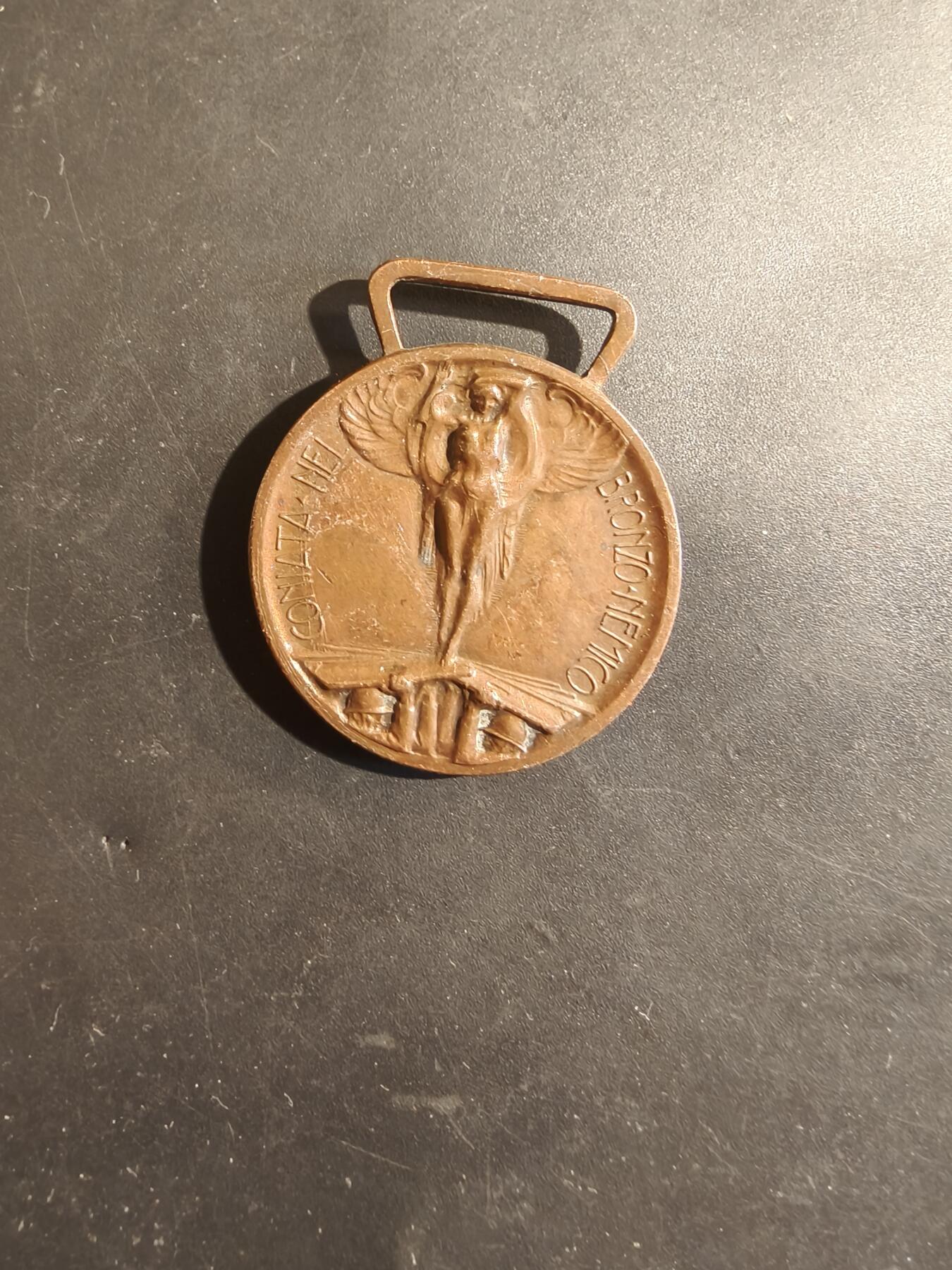 老王徽章第182期 意大利王国一战纪念章