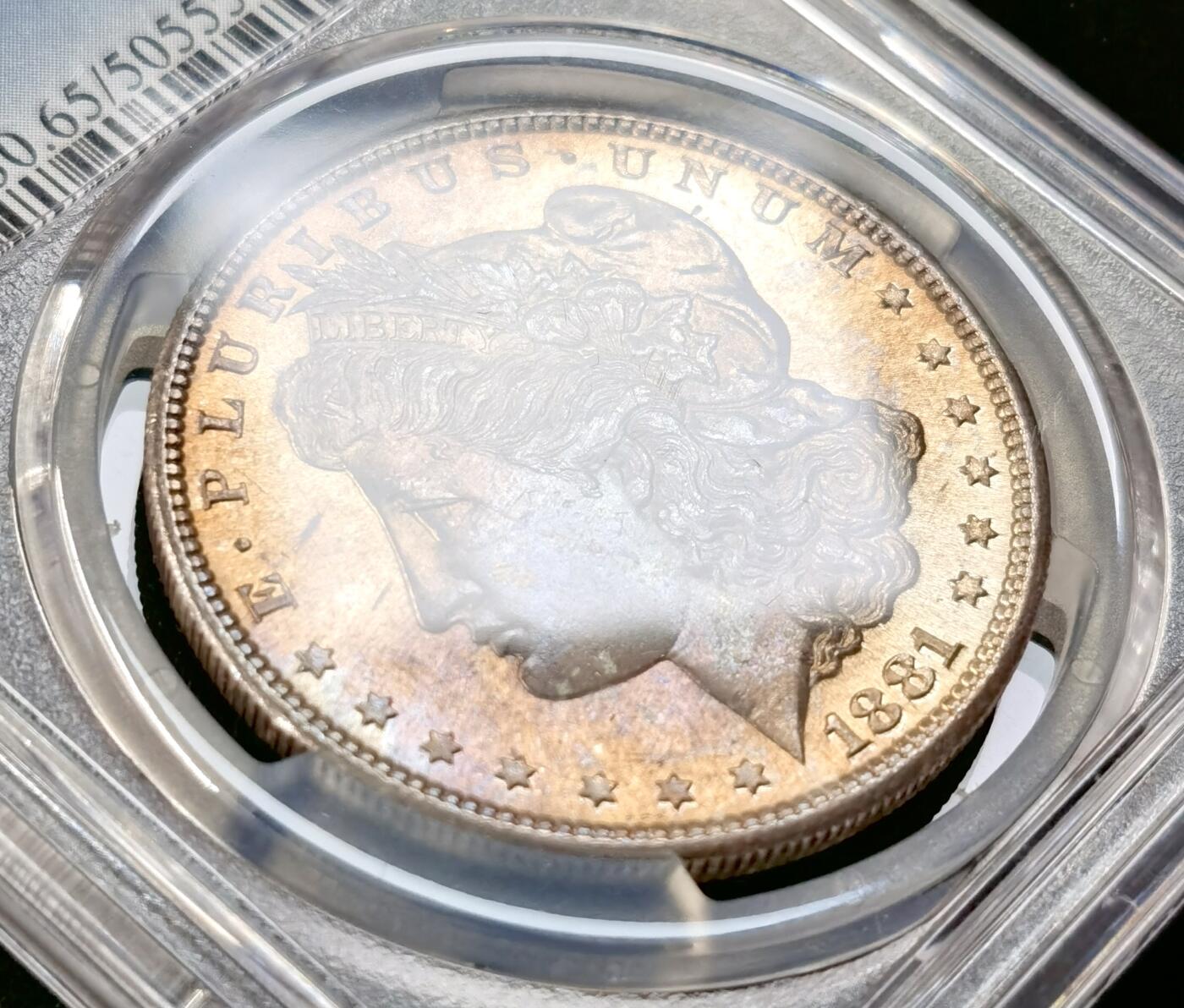 “福币呈祥”新年甄品场（直播拍卖）甄臻铺-世界币章拍卖（第50期），送拍享返佣金等优惠多多 PCGS MS65 美国 1881年S版 摩根$1大银币 双面通体黄油彩包浆 高涨品种