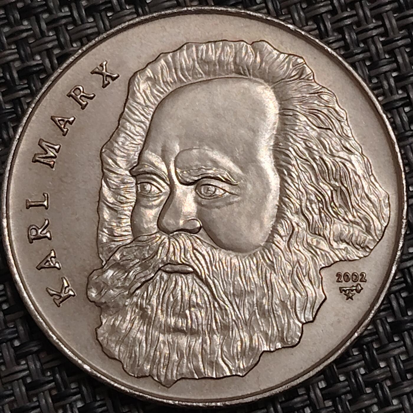 布加迪🐬～世界钱币(上海)🌾第 274 期 /  各国套币和散币 古巴🇨🇺 2002年 1比索 马克思纪念币