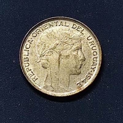 【全场包邮】纯粹捡漏拍502场 - 乌拉圭1942年20分银币【18.5毫米3克72%】