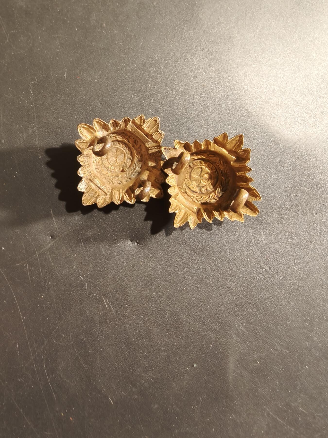 老王徽章第182期 英国军衔配饰一组     巴斯星    一战时期