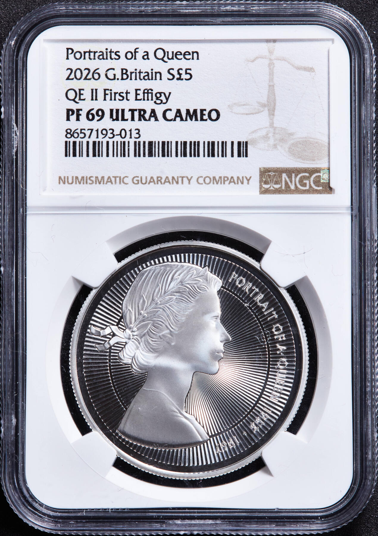 【俄甄集藏】马年新春第一拍 2026年(048)02-25星期三 晚 19:30 全场包邮 英国2026年纪念伊丽莎白二世钱币第一版肖像5镑精制大银币，NGC PF69UC，重28.28克，925银，设计精美