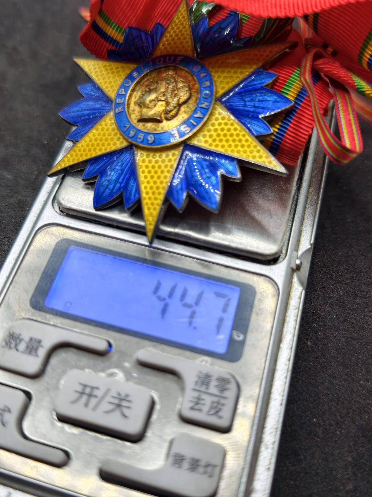 凯旋世界勋赏（第22期新年大拍）（欢迎送拍）（对拍品有疑问请询问客服，不接受到手刀，出价默认拍品品相。请认真阅读拍卖规则！出价默认已认可！）（收到货请录制开箱视频，无视频概不处理问题。）