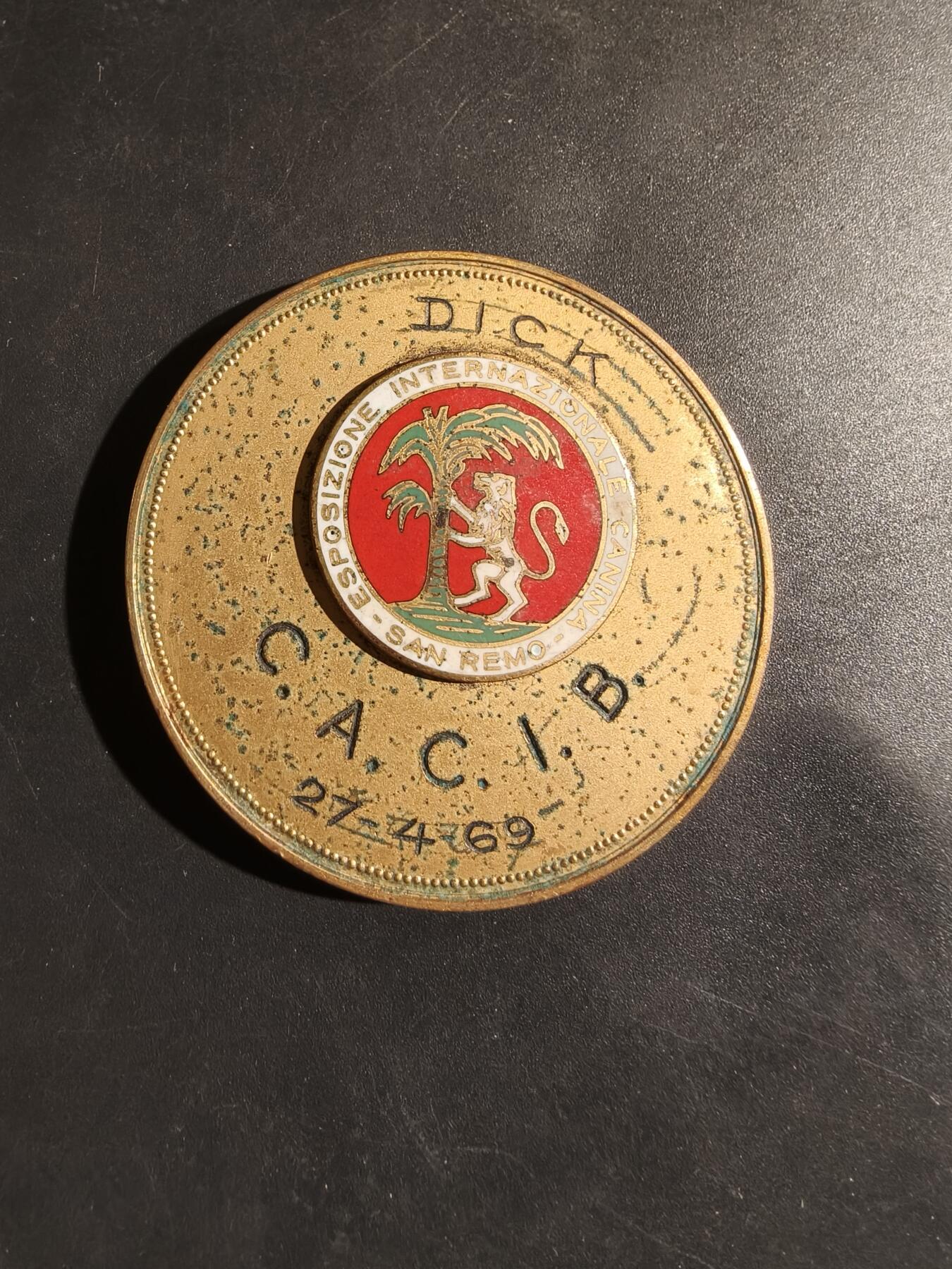 老王徽章第182期