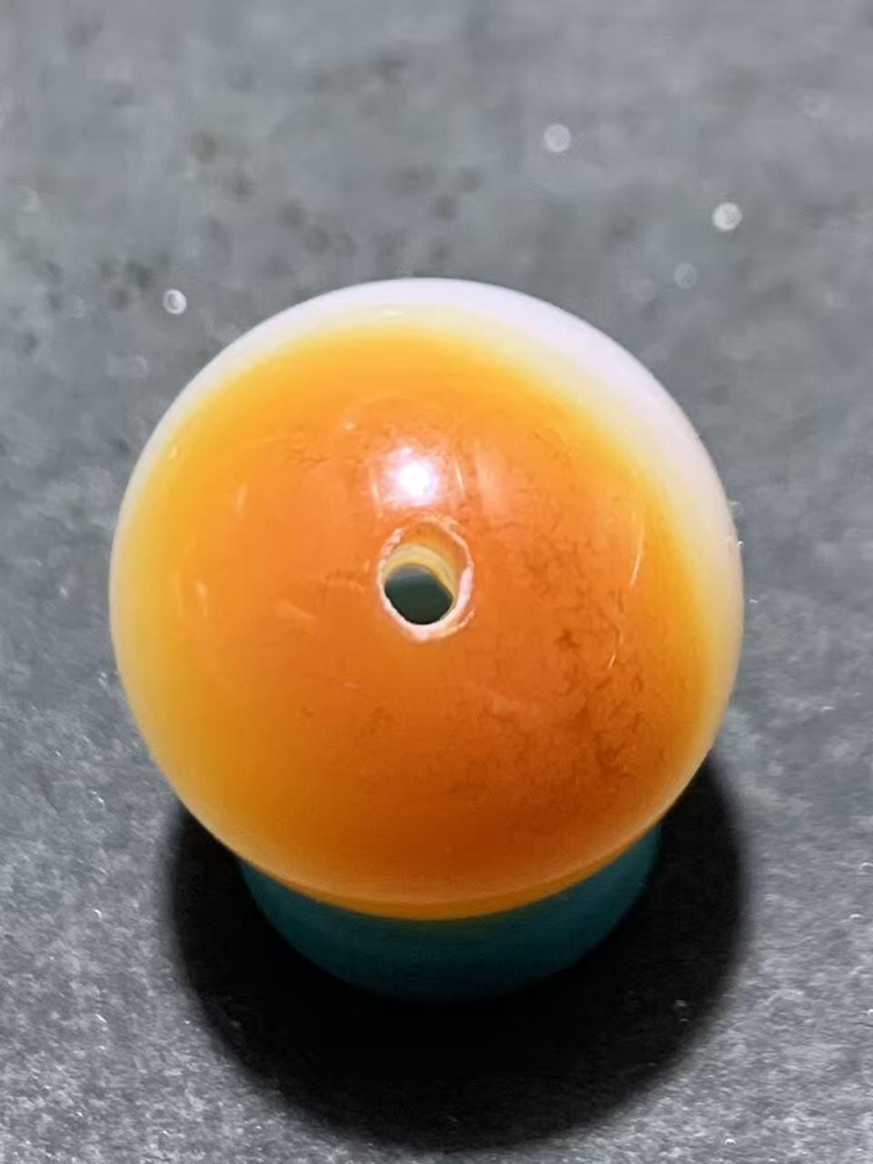 精美高玉化千层纹缠丝玛瑙圆珠一颗，