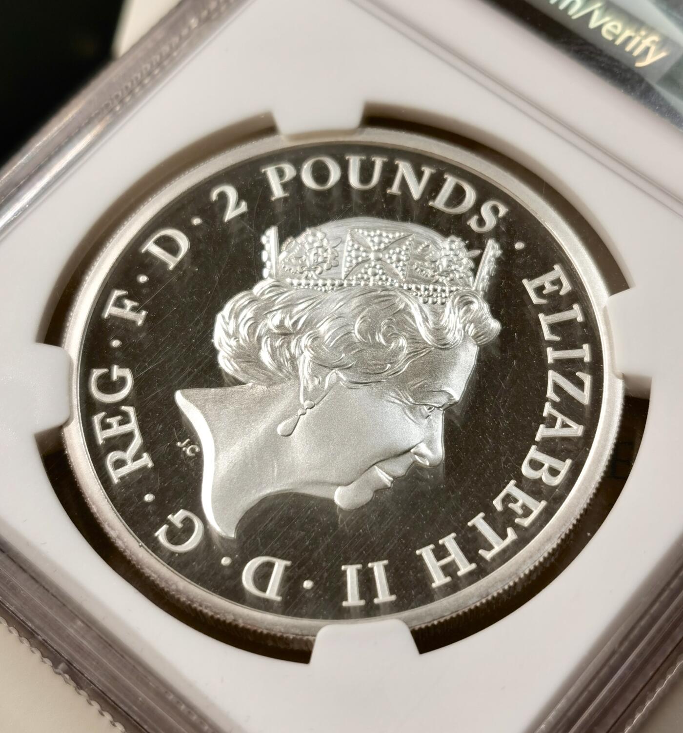 “福币呈祥”新年甄品场（直播拍卖）甄臻铺-世界币章拍卖（第50期），送拍享返佣金等优惠多多