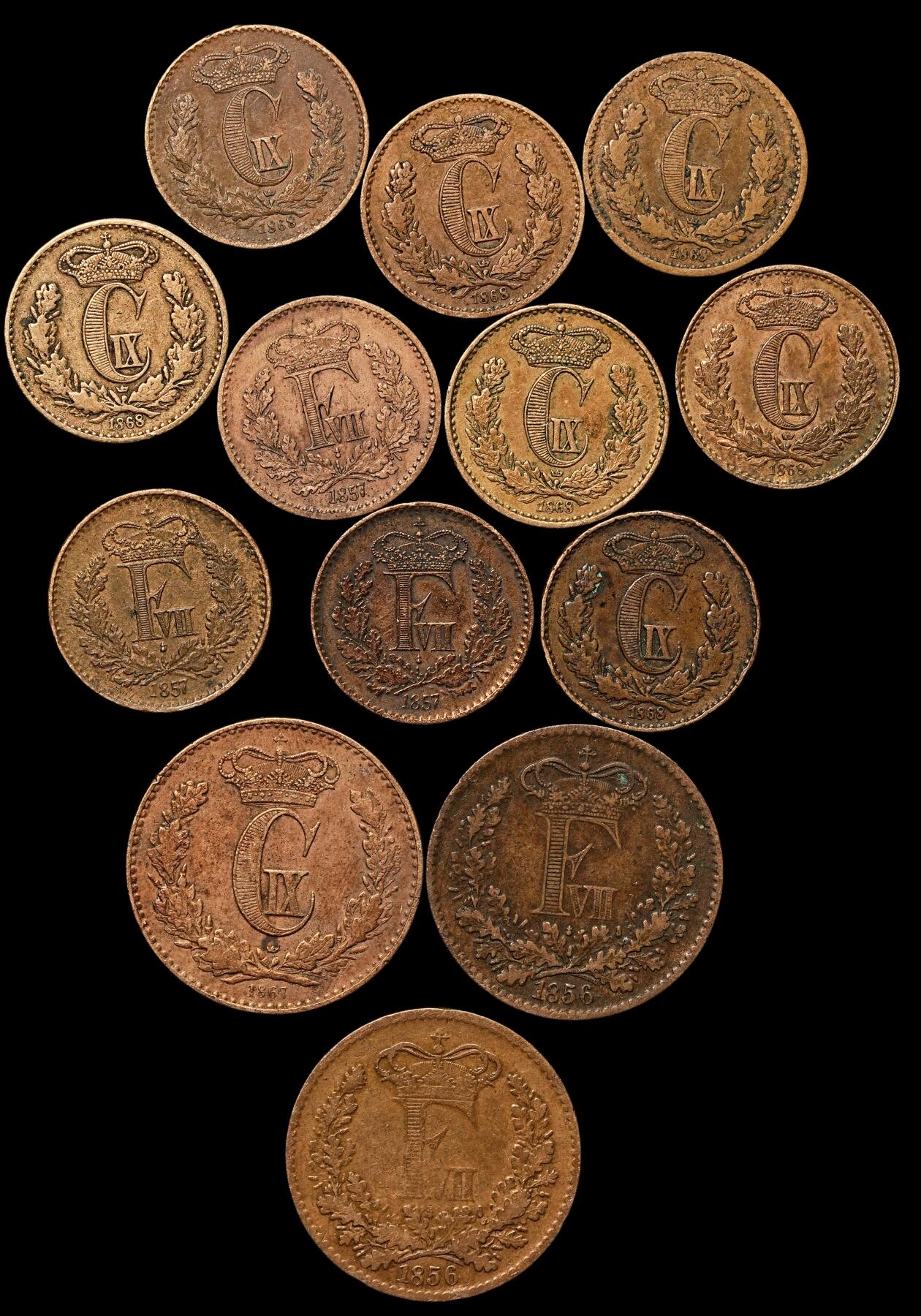 修遠堂世界钱币第105期，马年首拍 19世纪丹麦1/2，1 SKILLING RIGSMONT铜币一组