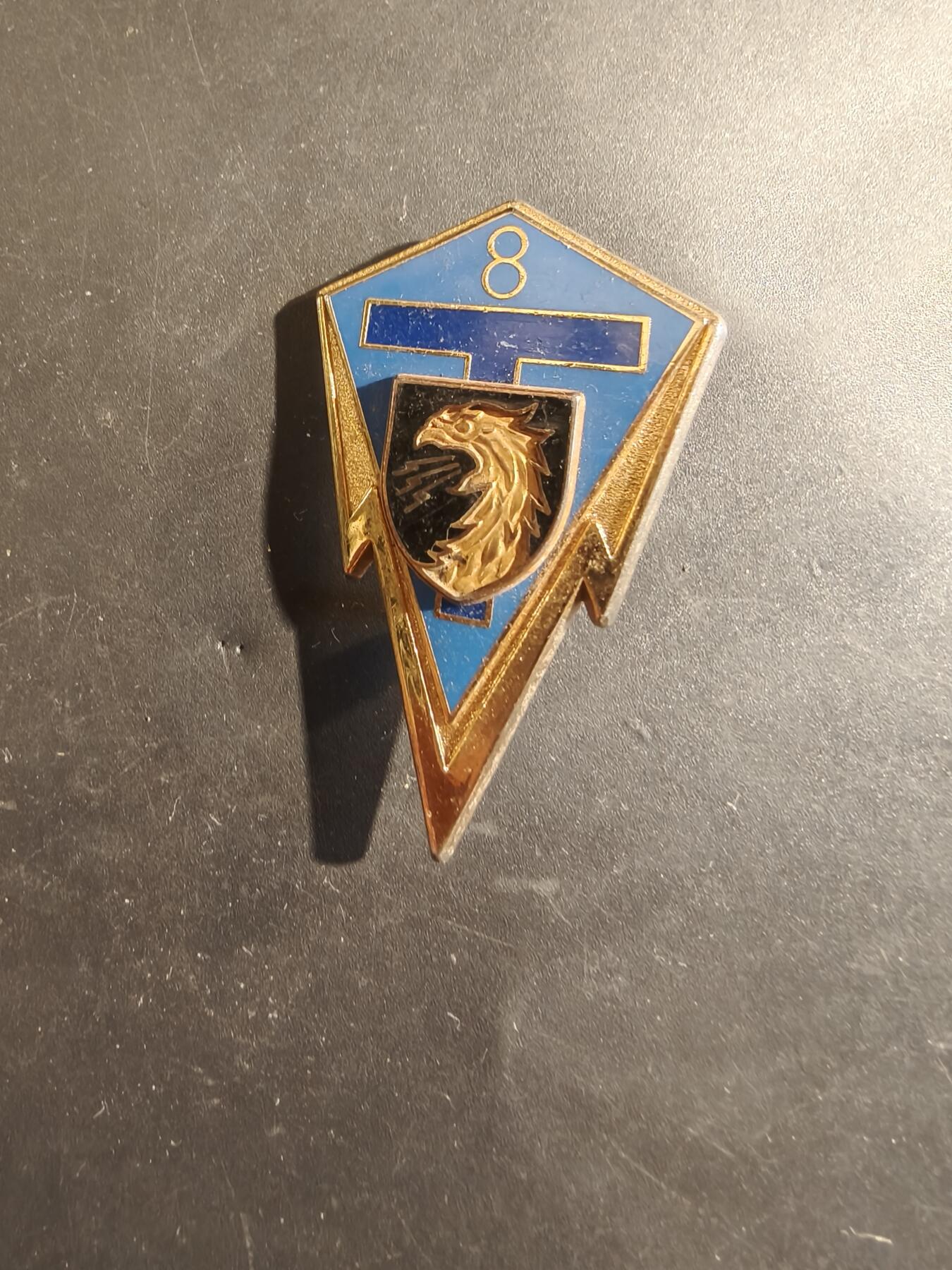 老王徽章第182期 法国陆军第8通信团证章