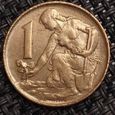 布加迪🐬～世界钱币(上海)🌾第 273 期 /  各国套币和散币 - 捷克斯洛伐克 1992年 1克朗 ~L