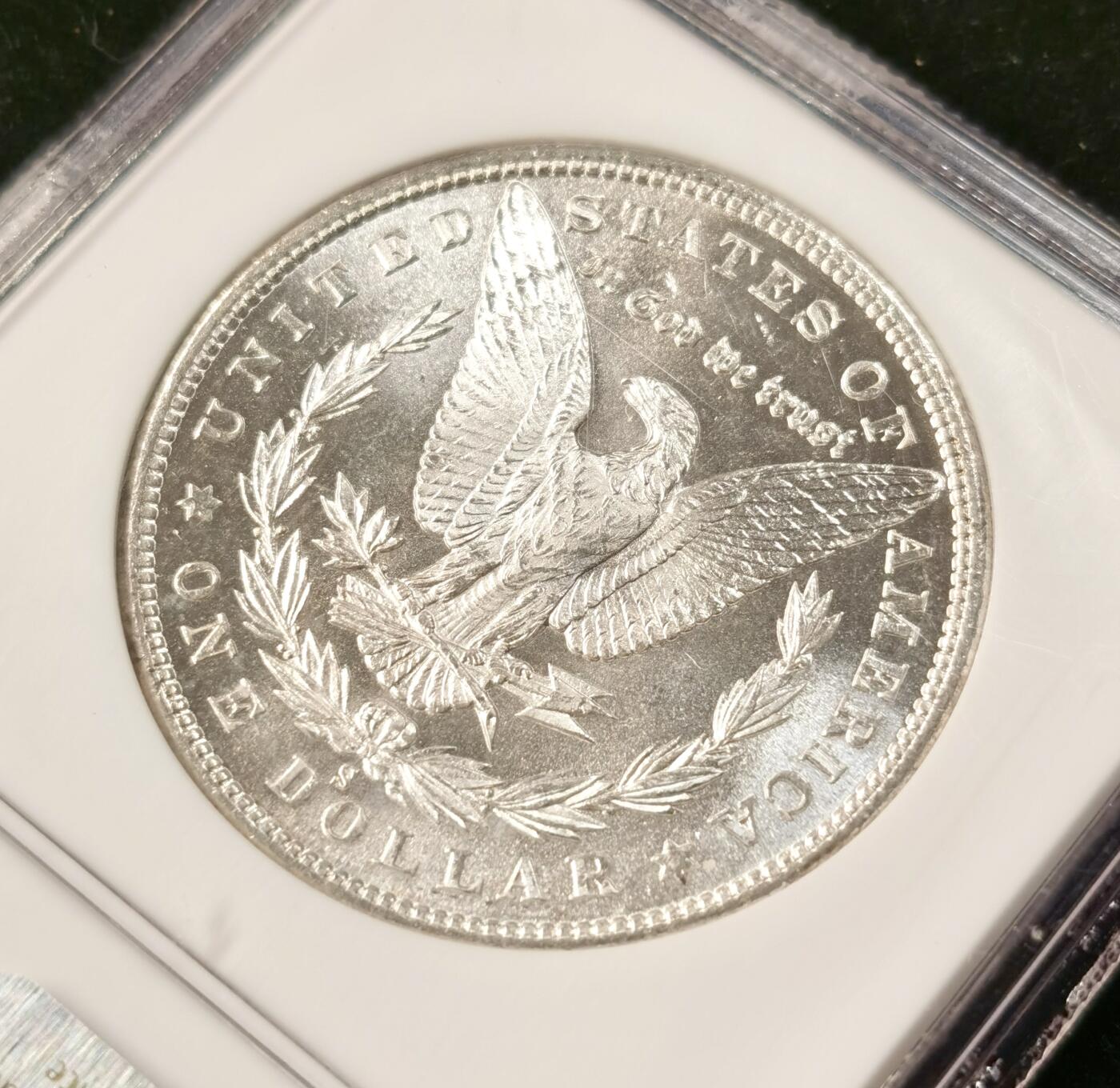 “福币呈祥”新年甄品场（直播拍卖）甄臻铺-世界币章拍卖（第50期），送拍享返佣金等优惠多多 NGC-MS64 美国1880年S版摩根一元银币