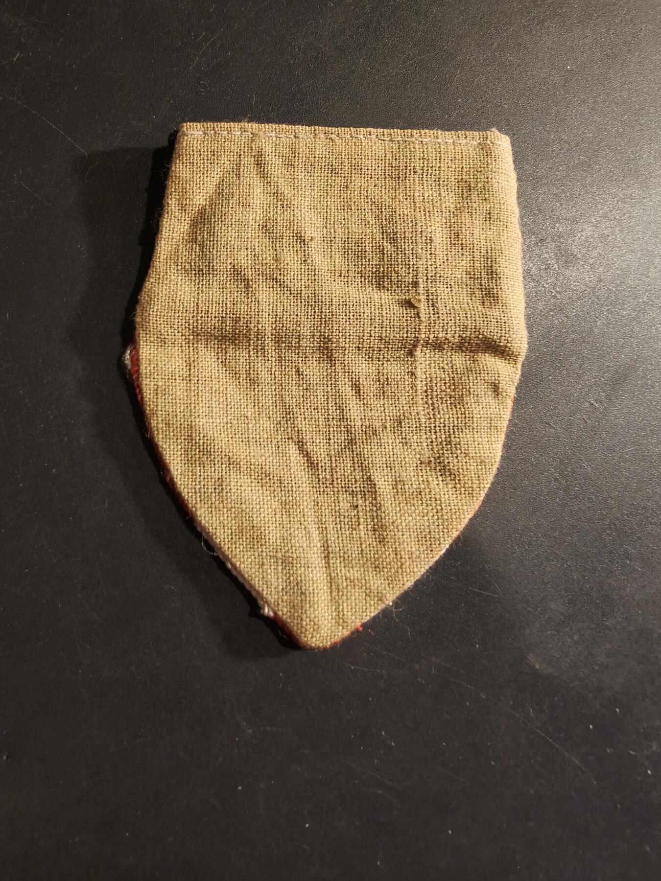 老王徽章第182期 美国二战中缅印战区臂章   棉线材质，底衬完整