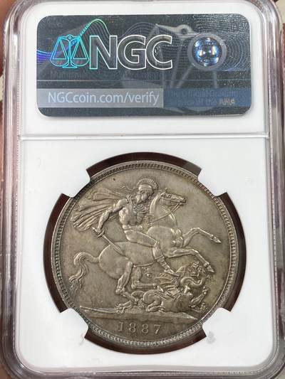 万国钱币拍卖第061期（马年首拍） NGC MS62 1887年英国维多利亚女皇高冠马剑克朗 英伦油彩环绕状态舒适 浮雕感圣乔治屠龙