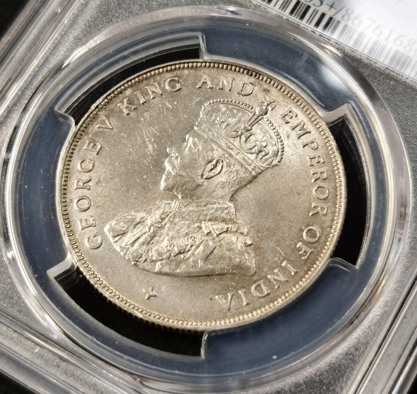 “福币呈祥”新年甄品场（直播拍卖）甄臻铺-世界币章拍卖（第50期），送拍享返佣金等优惠多多 PCGS-MS63+ 1920年英属海峡殖民地乔五壹圆银币，高分少见，更高分仅50枚，冠军分仅65+，麦稀奇同类拍卖记录63分2800元