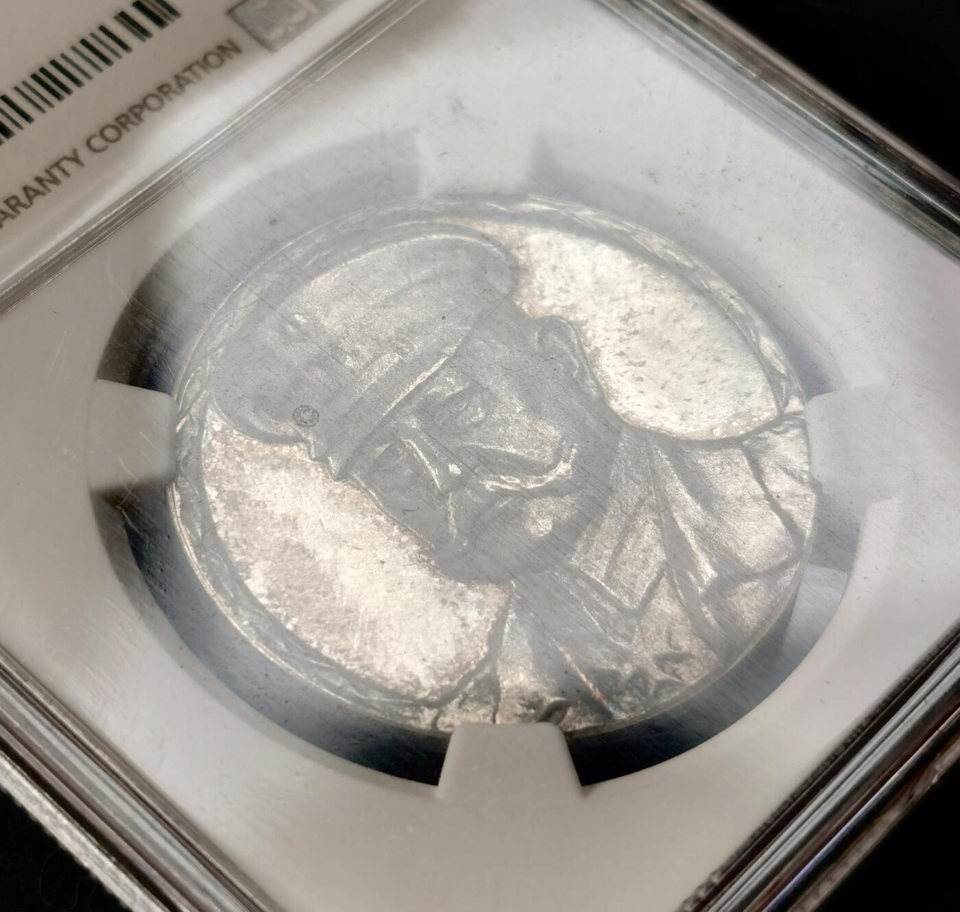 “福币呈祥”新年甄品场（直播拍卖）甄臻铺-世界币章拍卖（第50期），送拍享返佣金等优惠多多