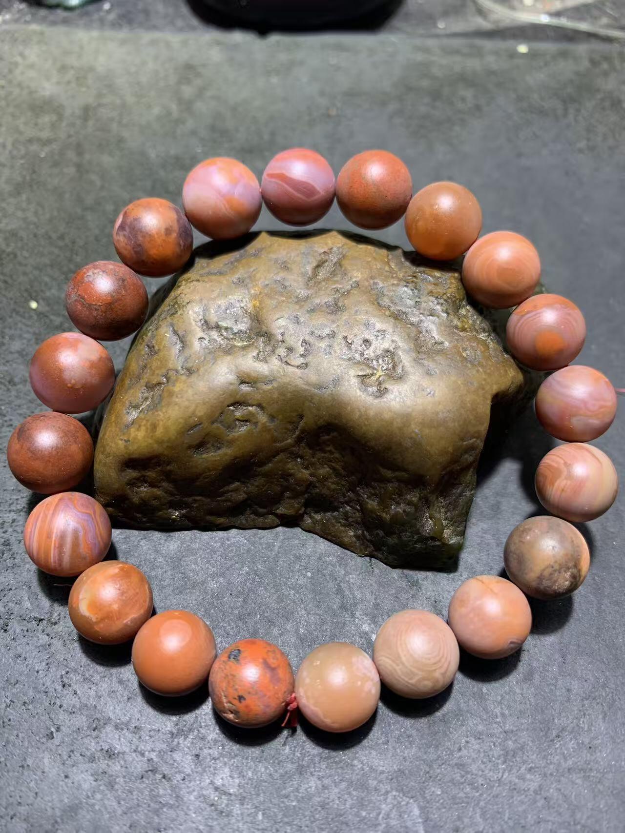 川料原皮包浆料南红玛瑙单圈手串一条，