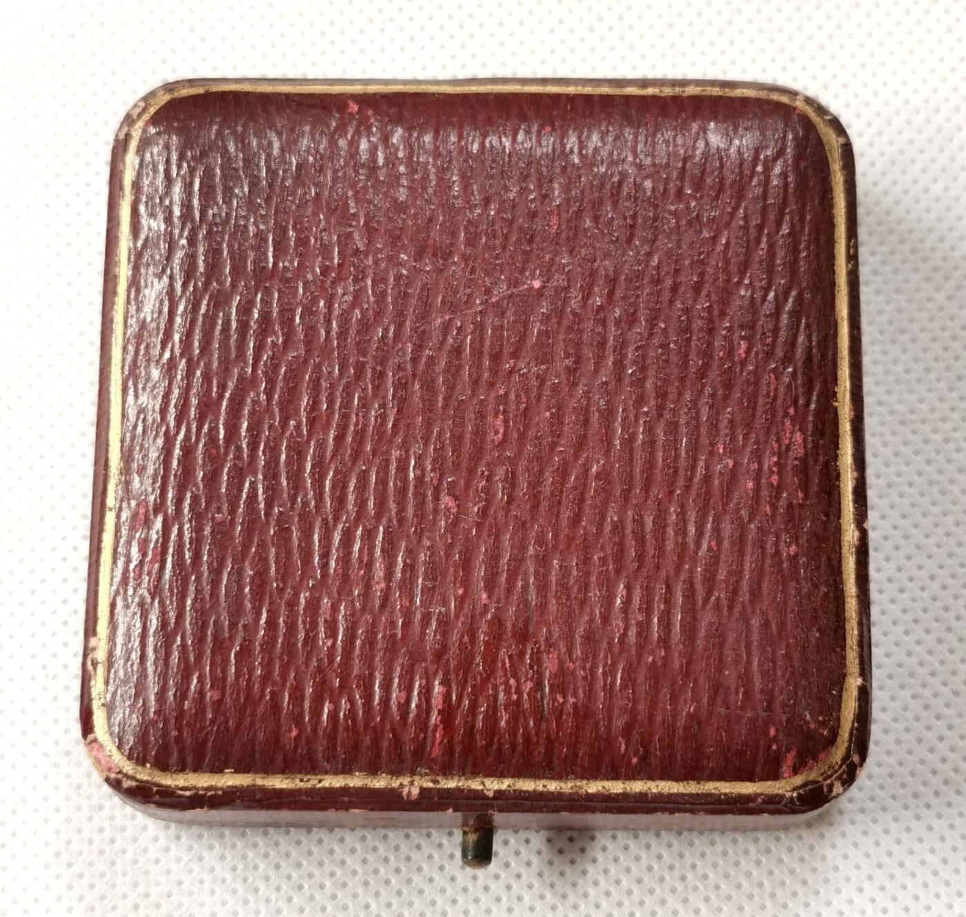 甄臻铺-世界币章拍卖（第51期），送拍享返佣金等优惠多多