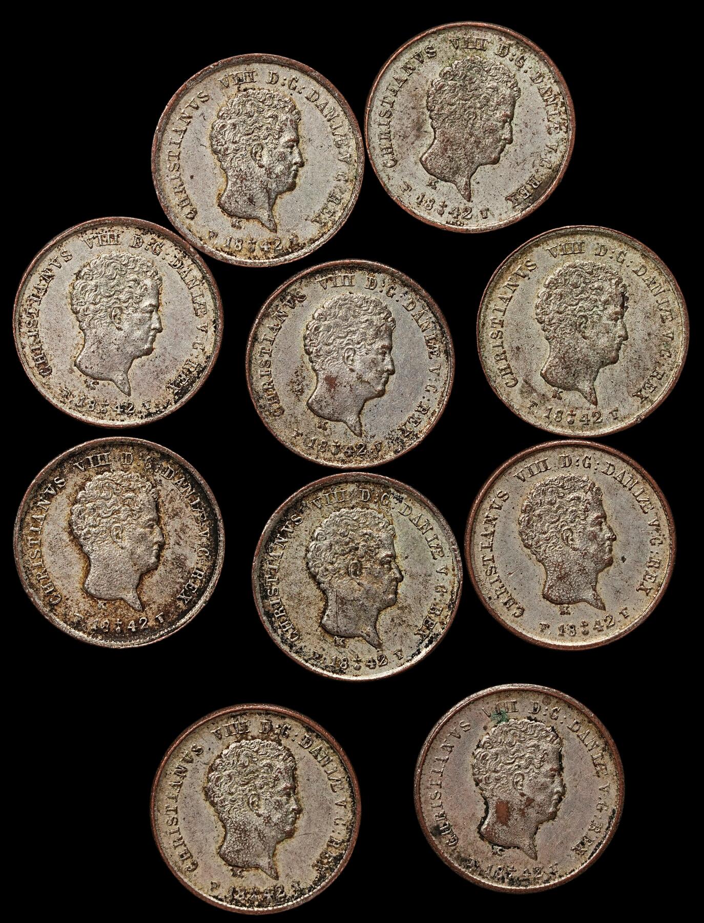 修遠堂世界钱币第105期，马年首拍 1842年丹麦1/5 rigsbankskilling铜币一组，完全未流通，老镀银