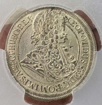 万国钱币拍卖第061期（马年首拍） - PCGS AU55 1698年神圣罗马帝国匈牙利利奥波德一世双头鹰纹章大泰勒 克雷姆尼茨造币厂铸 非常罕见的早期大规格匈牙利泰勒 全深打原味银色光泽 PCGS唯一冠军 难得一见的收藏品质