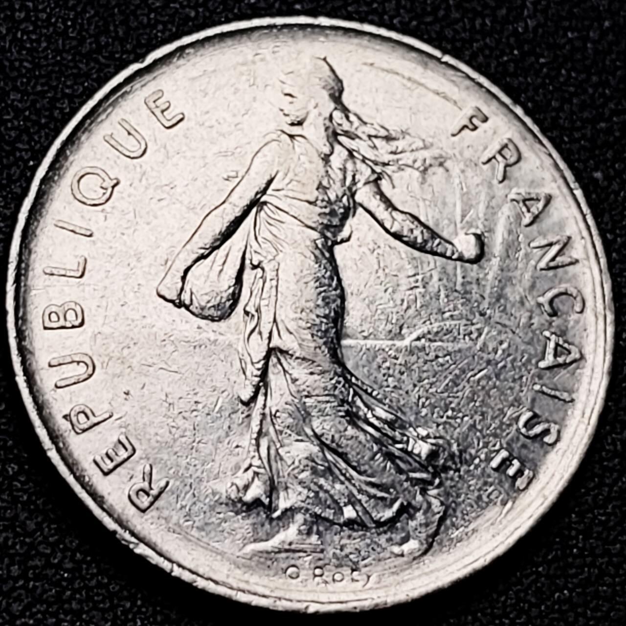 泉币菌-第192场- 除夕专场-新年快乐 本场拍品多 请提前出价（年后发货） 。