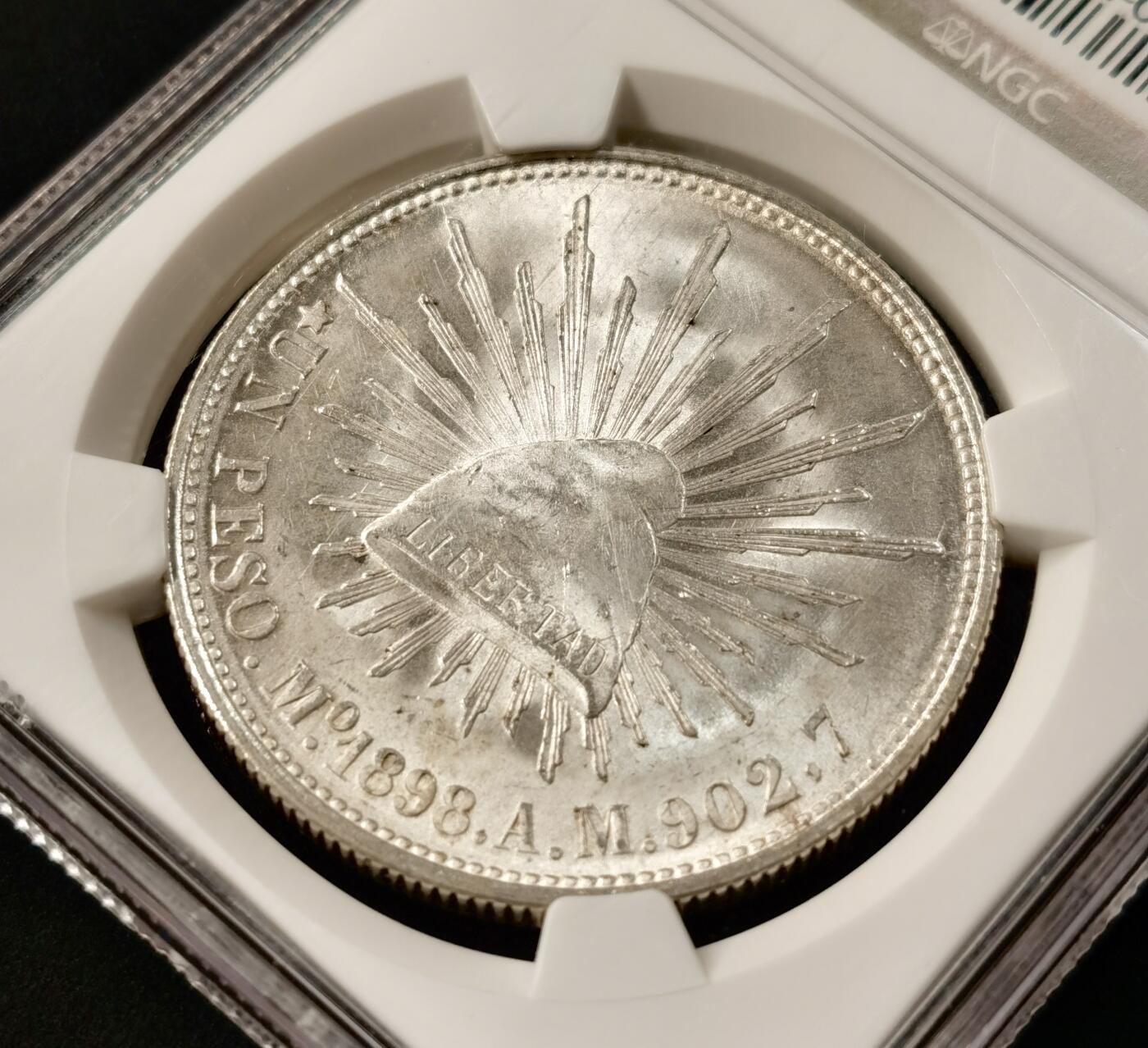 “福币呈祥”新年甄品场（直播拍卖）甄臻铺-世界币章拍卖（第50期），送拍享返佣金等优惠多多