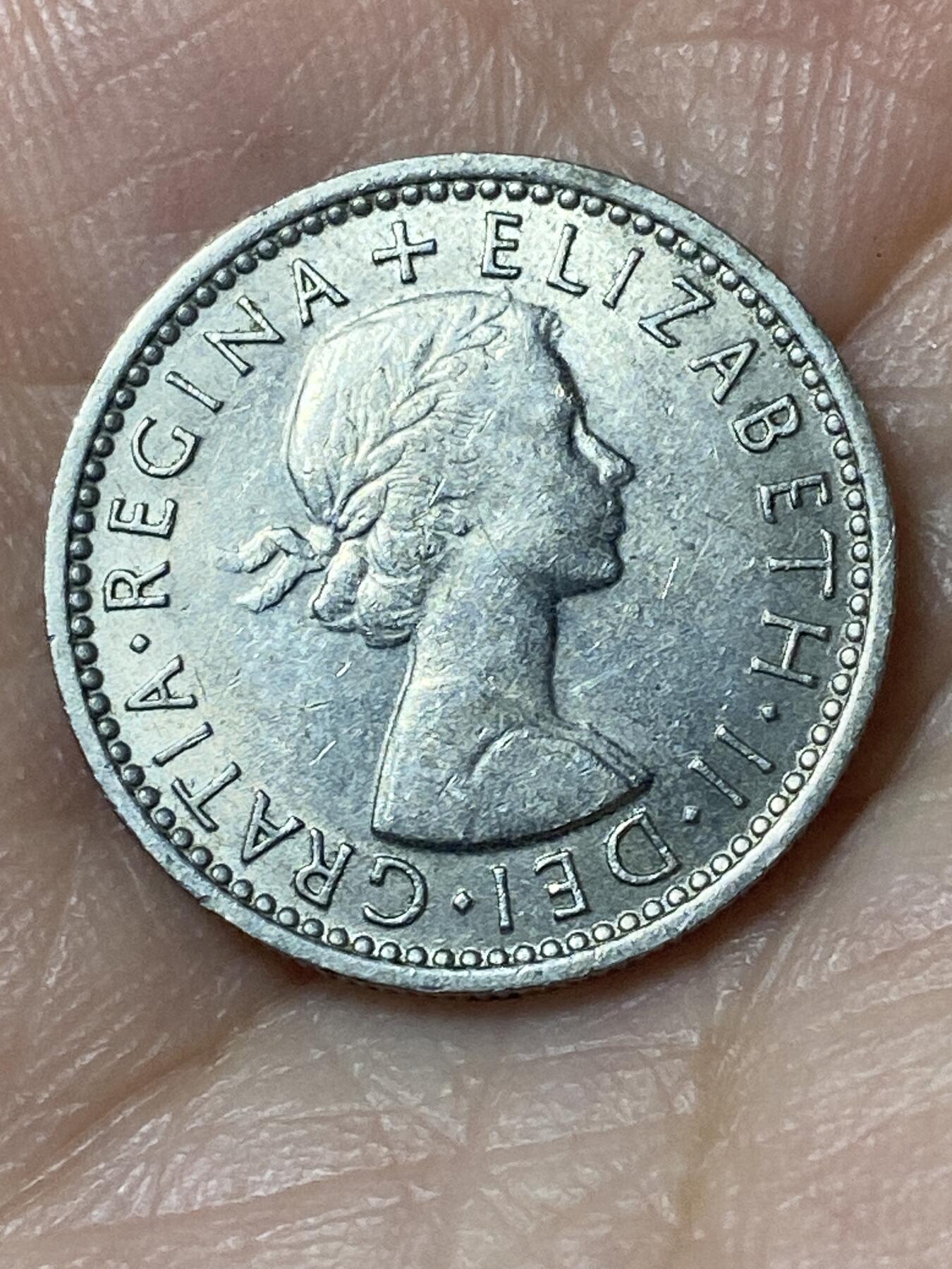 2026年第二十四场(总第一百九十三场）外国好品散币场(免佣金) 英国🇬🇧1964年6便士(伊丽莎白二世青年桂冠第二版)