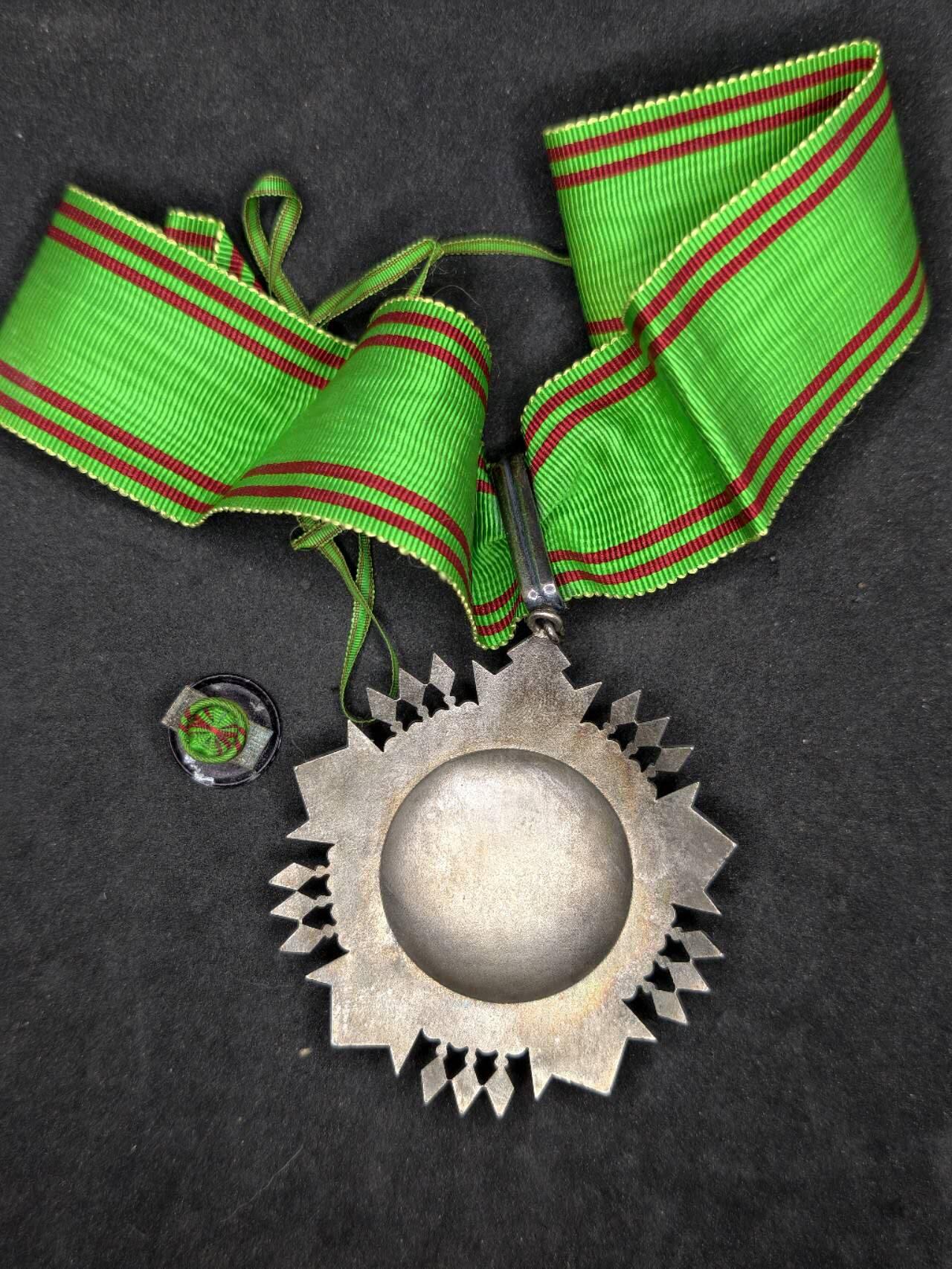 凯旋世界勋赏（持续上新中）（第22期新年大拍）（欢迎送拍）（对拍品有疑问请询问客服，不接受到手刀，出价默认拍品品相。请认真阅读拍卖规则！出价默认已认可！）（收到货请录制开箱视频，无视频概不处理问题。）