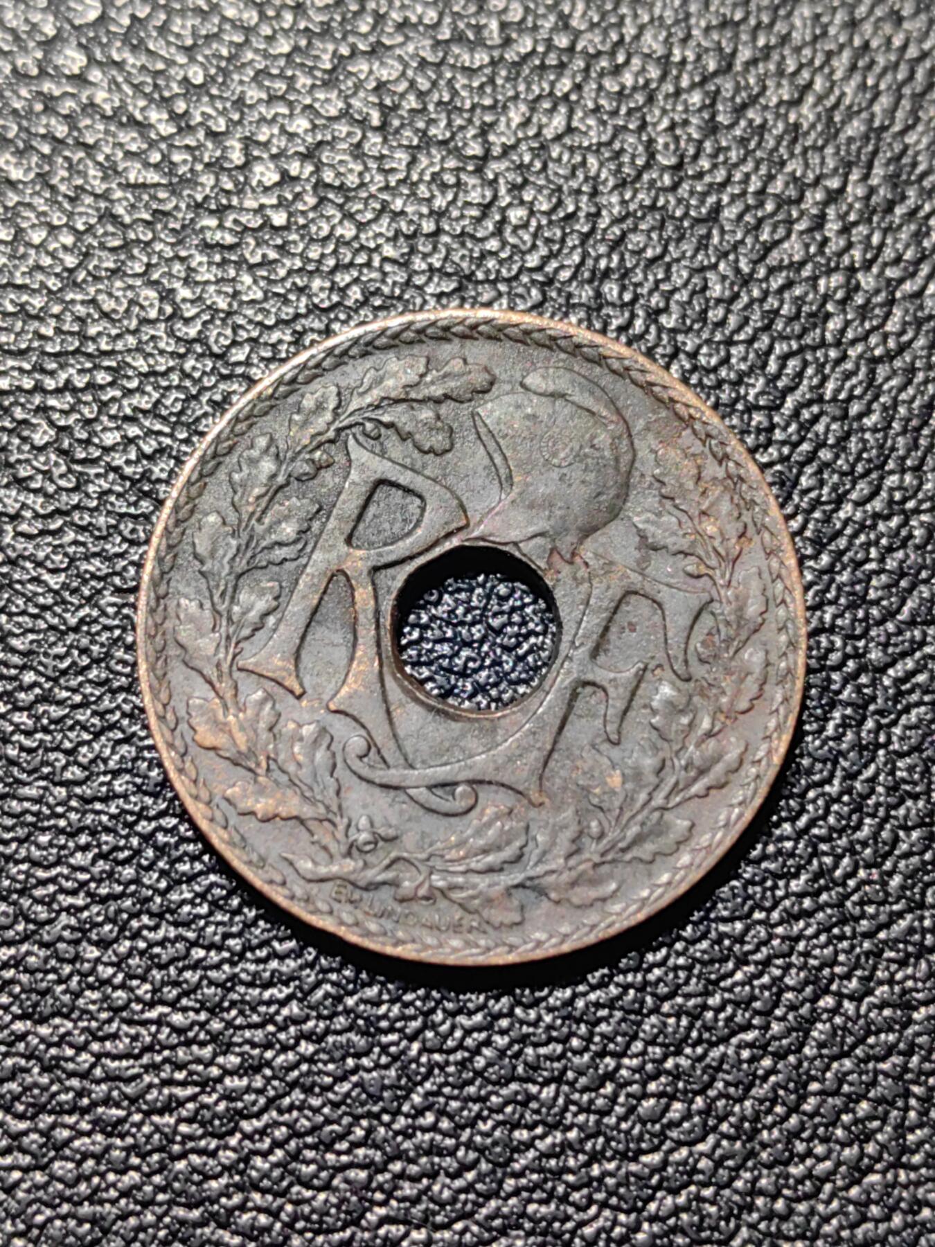 靖甫拍卖第四场 法属印支半分铜币