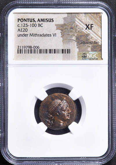 【俄甄集藏】马年新春第一拍 2026年(048)02-25星期三 晚 19:30 全场包邮 - 古希腊黑海本都王国埃米苏斯城公元前125-前100年米特拉达梯六世女神阿尔忒弥斯铜币，NGC XF，正面女神阿尔忒弥斯面右像，背上一个箭袋，背面三足祭坛