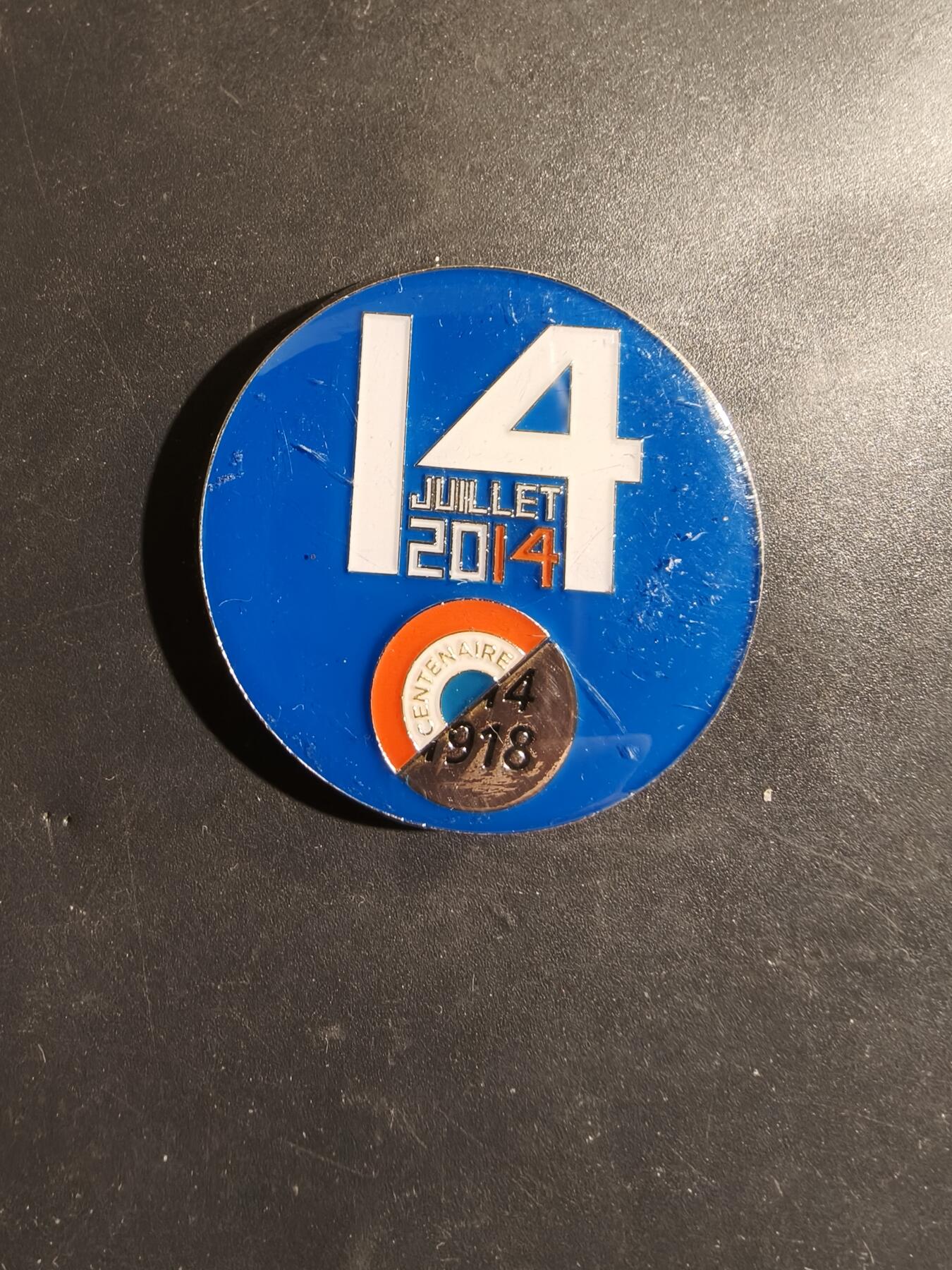 老王徽章第182期 法国2014年国庆日纪念章