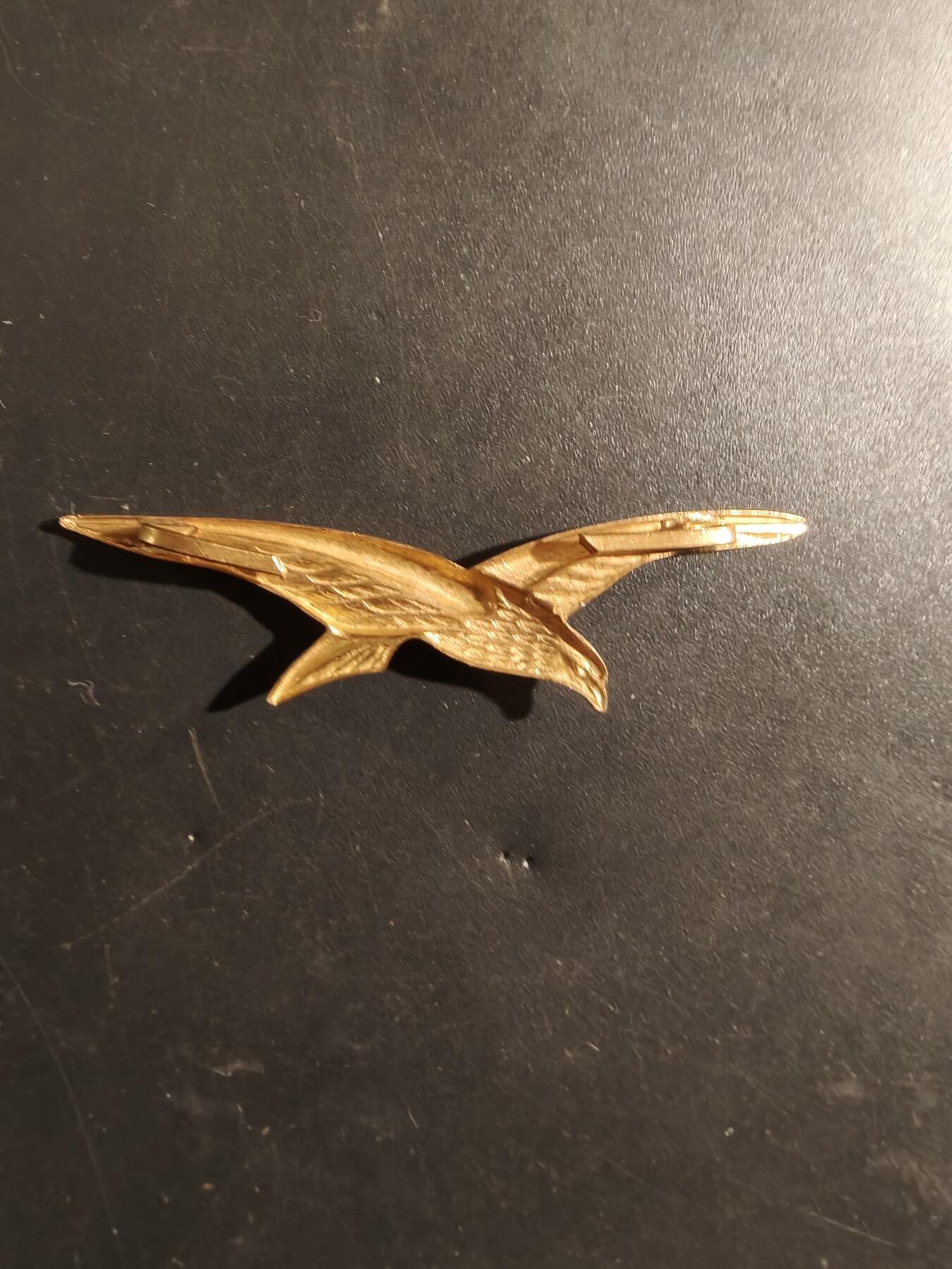 老王徽章第182期 法国空军帽徽