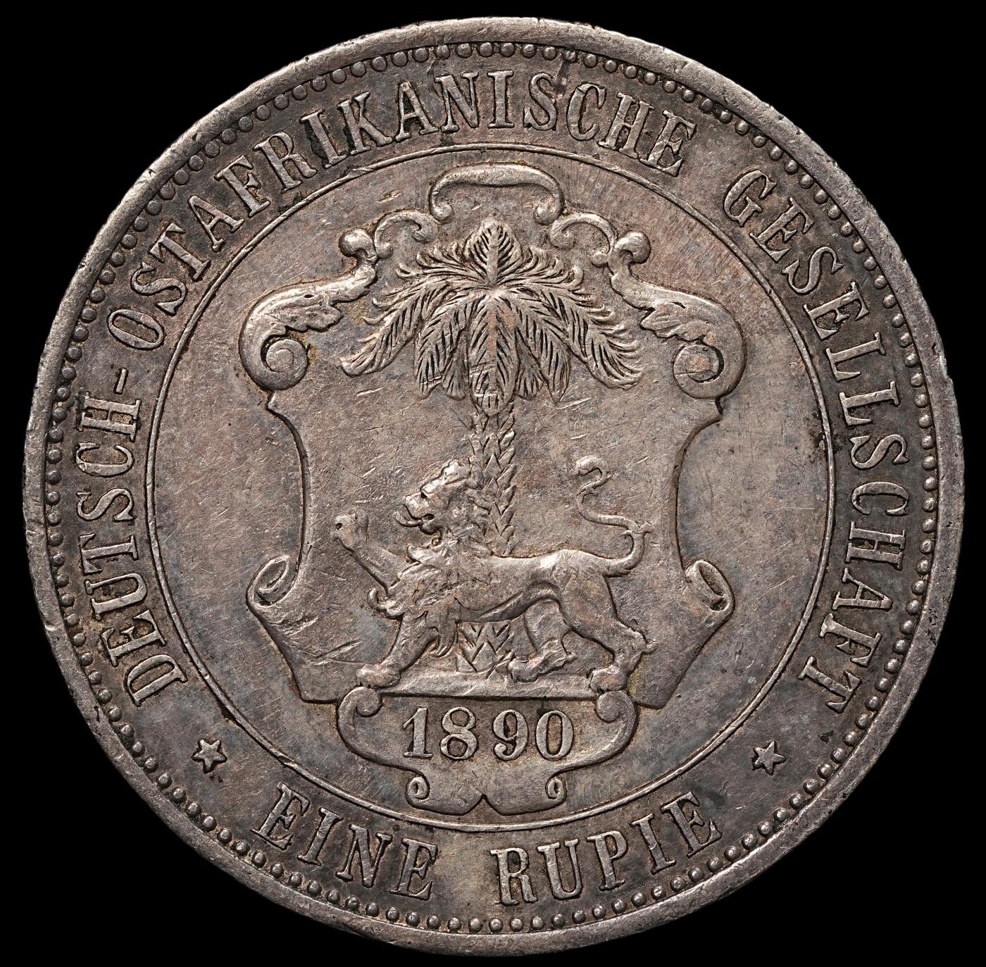 修遠堂世界钱币第105期，马年首拍 1890 年德属东非1卢比银币，11.65g，含银90%，顶部有焊点