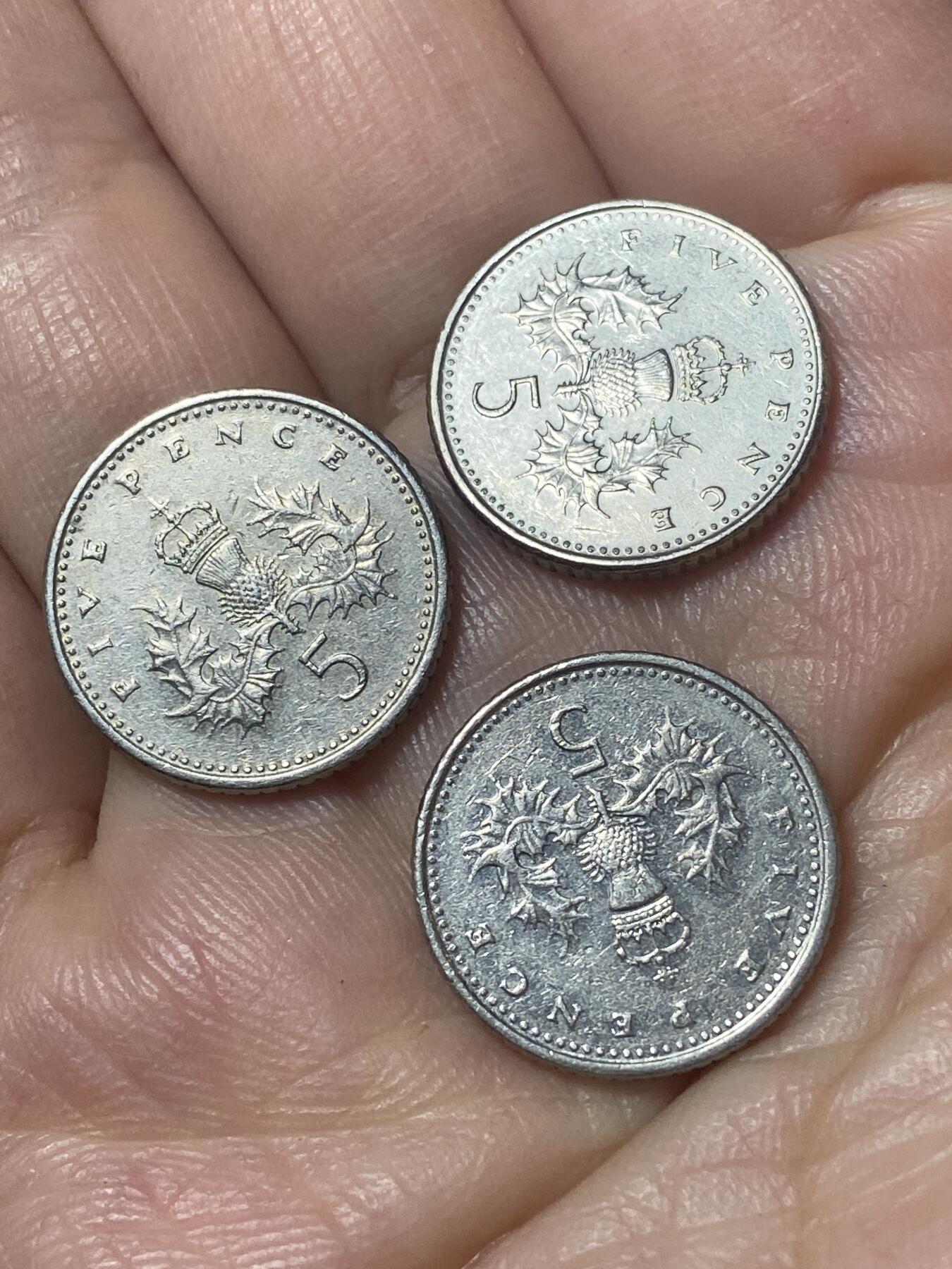 2026年第二十四场(总第一百九十三场）外国好品散币场(免佣金) 英国🇬🇧1990年96年5便士3枚