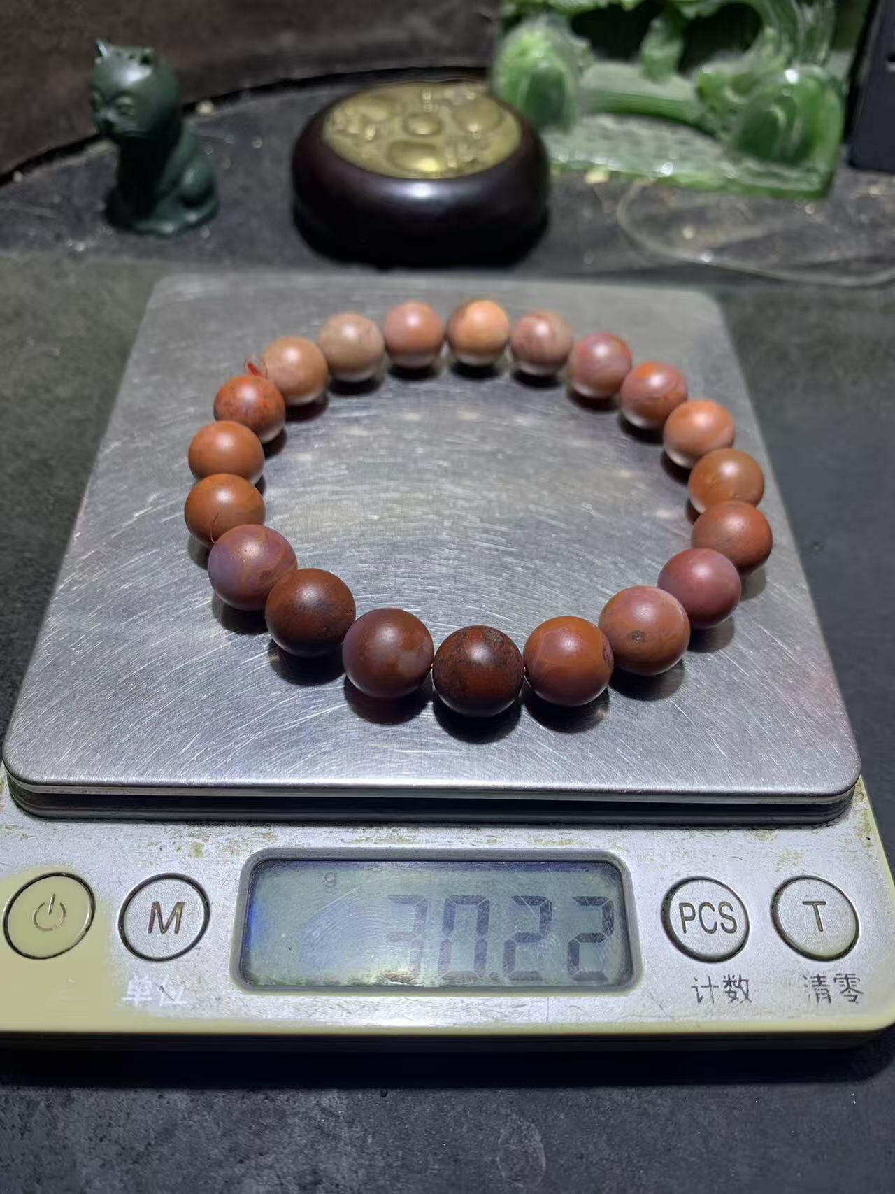 川料原皮包浆料南红玛瑙单圈手串一条，