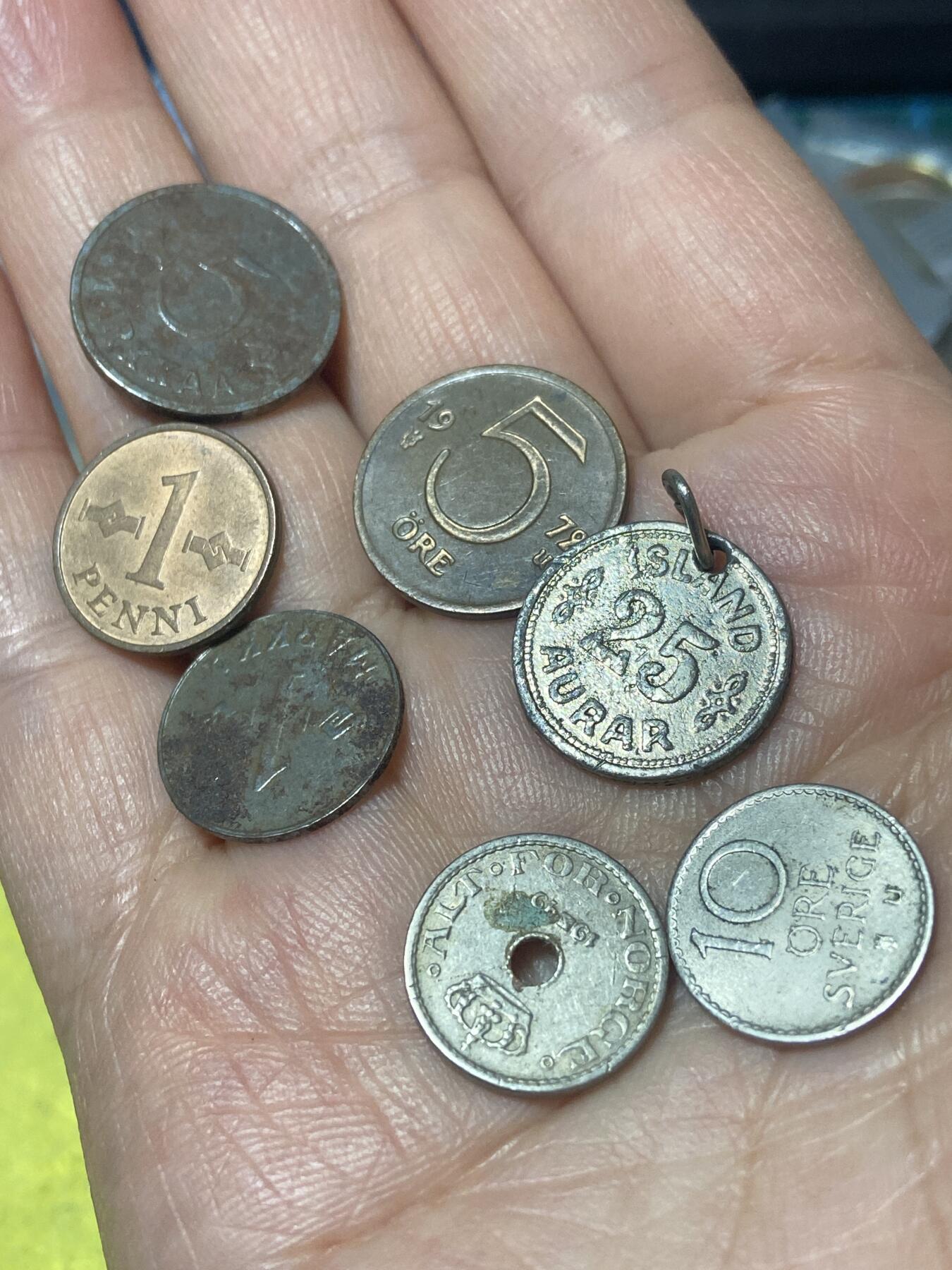 2026年第二十四场(总第一百九十三场）外国好品散币场(免佣金) 北欧各国7枚：芬兰🇫🇮1953年5马克，1963年1盆尼，1952年1马克，瑞典🇸🇪1972年5欧尔，1964年10欧尔，冰岛🇮🇸1942年25奥拉，挪威🇳🇴1949年10欧尔1972年5欧尔，