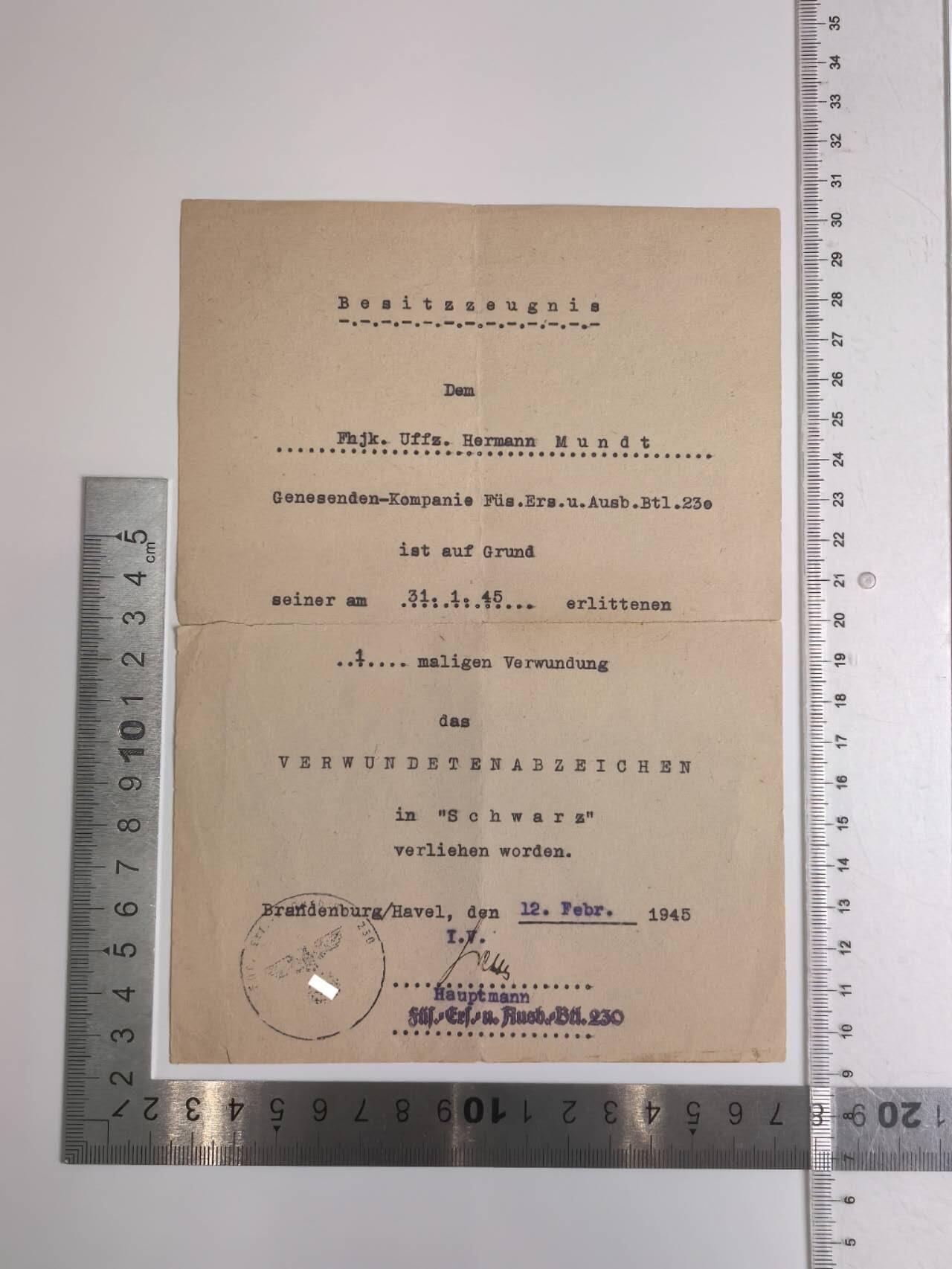 小驴勋章奖章收藏2月22日周日晚六点拍卖（珍爱和平，收藏战争，铭记历史，勿忘国耻，忠党爱国。有偿代拍，送拍规则在简介最后，参拍须阅读规则后再参拍，关系到运费包装发货时效真假辨别等关键信息，拍卖时不再发原图，看大图店主微信码在拍卖店铺介绍里） 1945年黑色战伤奖章的证书