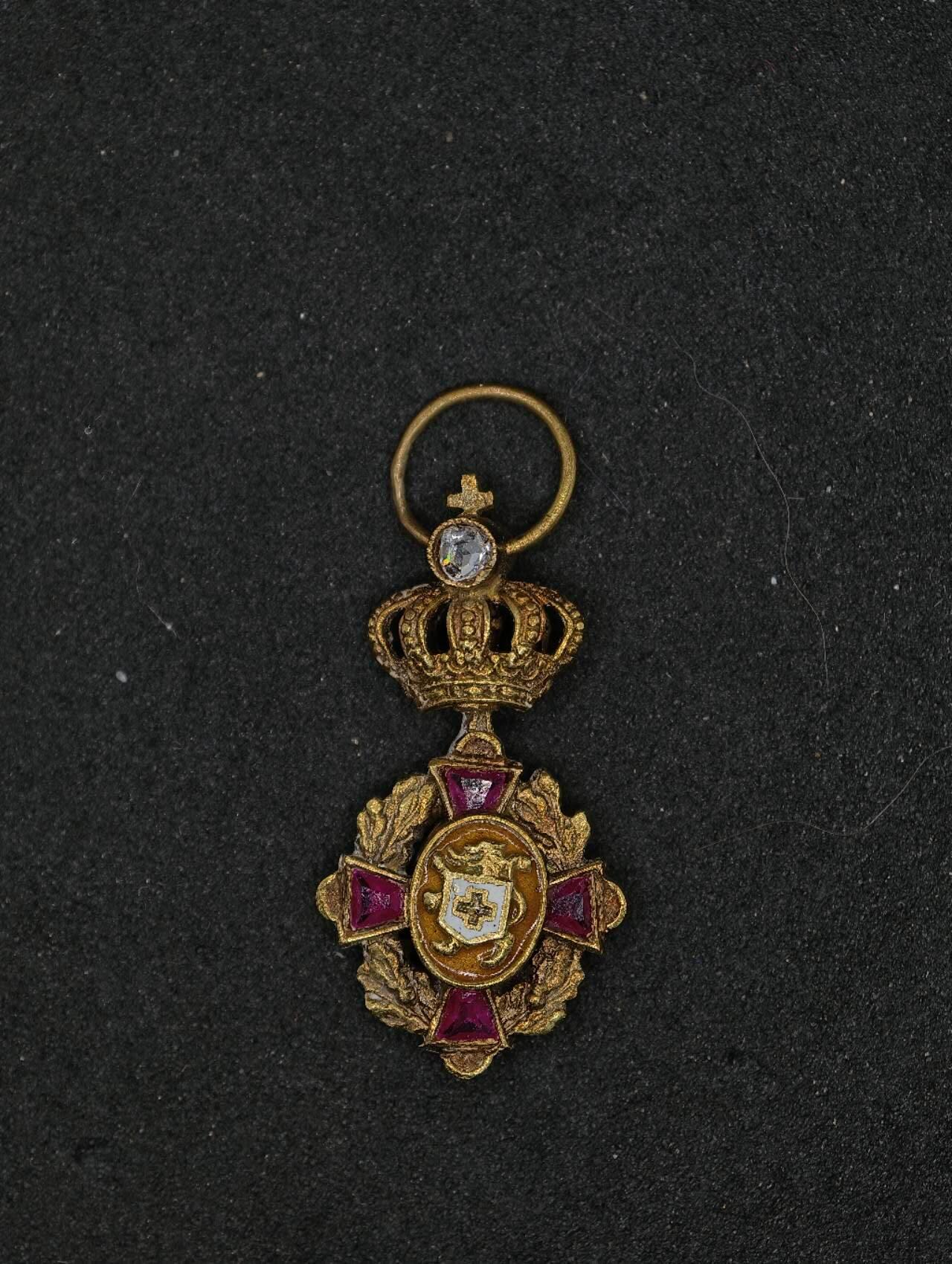 凯旋世界勋赏（第22期新年大拍）（欢迎送拍）（对拍品有疑问请询问客服，不接受到手刀，出价默认拍品品相。请认真阅读拍卖规则！出价默认已认可！）（收到货请录制开箱视频，无视频概不处理问题。）