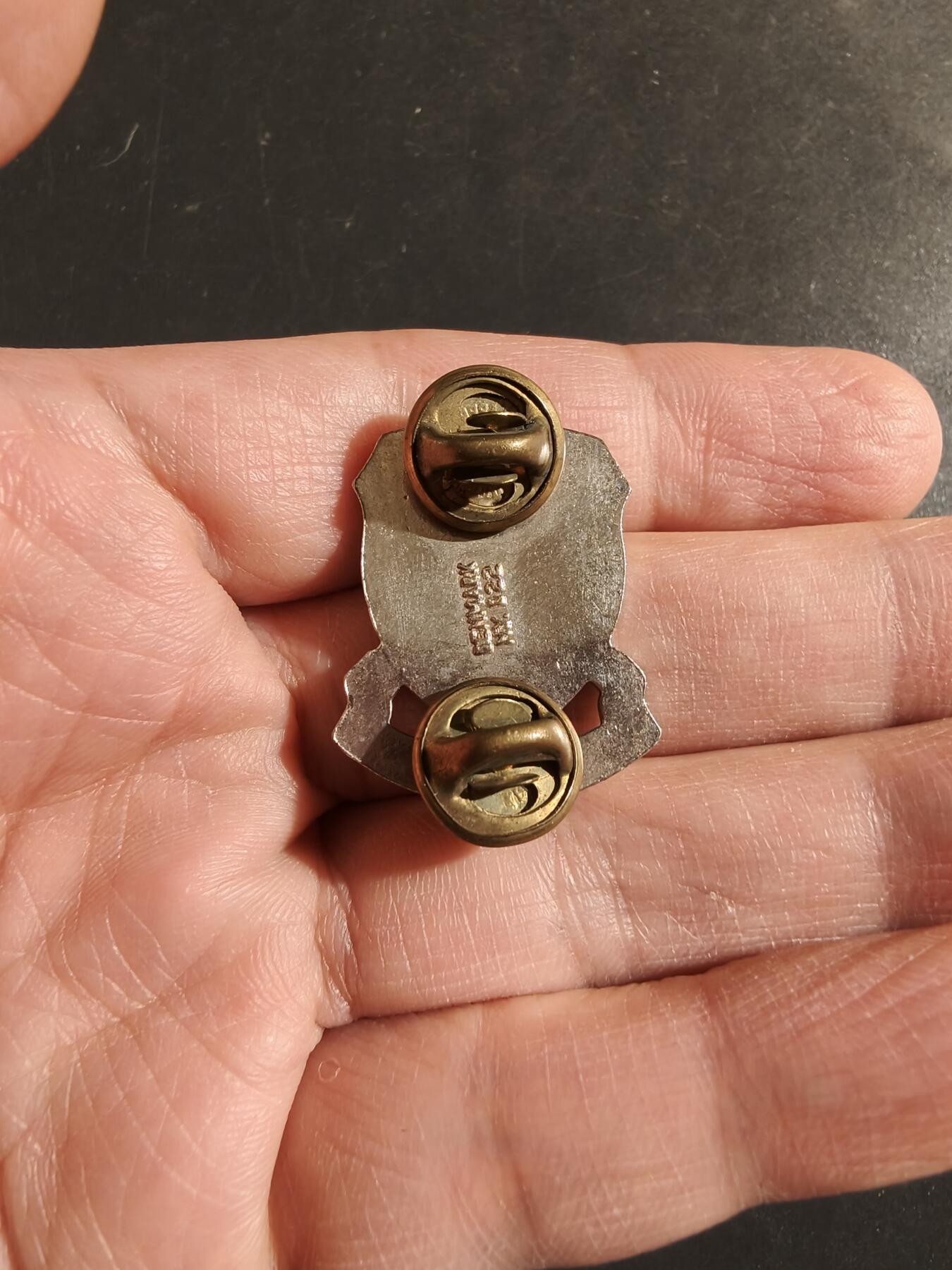 老王徽章第182期 美国陆军第547工兵营证章