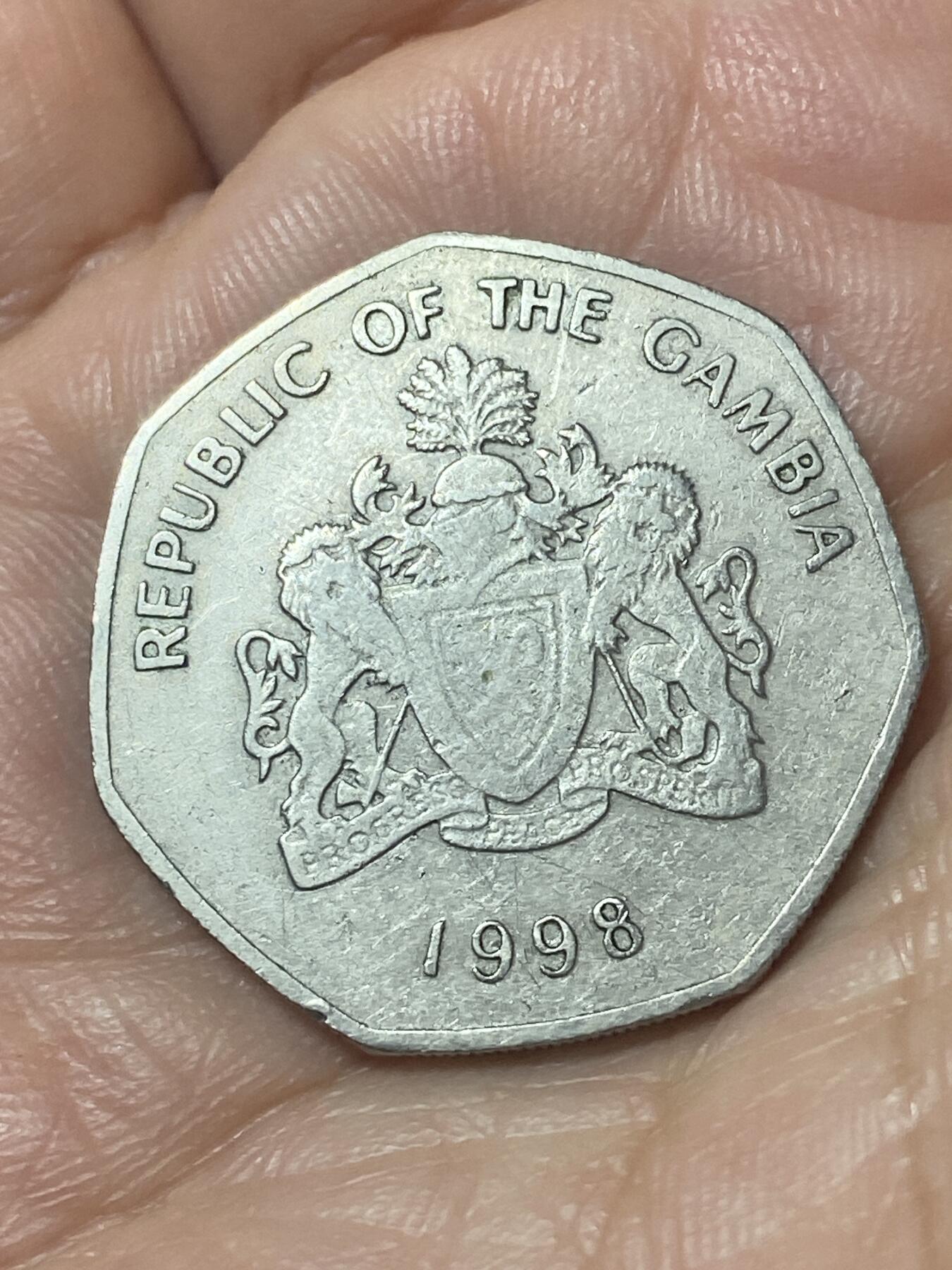 2026年第二十四场(总第一百九十三场）外国好品散币场(免佣金) 冈比亚🇬🇲1998单年份1达拉西(独立后第二套第一版，铜镍材质无磁版)
